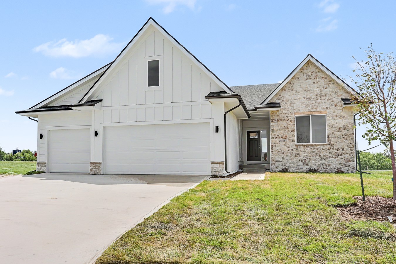 3121 Marigold Circle Property Photo 1