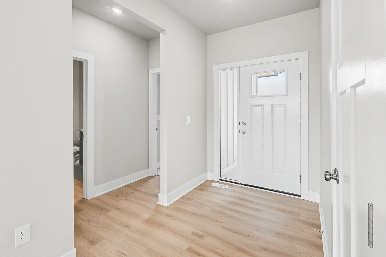 3121 Marigold Circle Property Photo 2