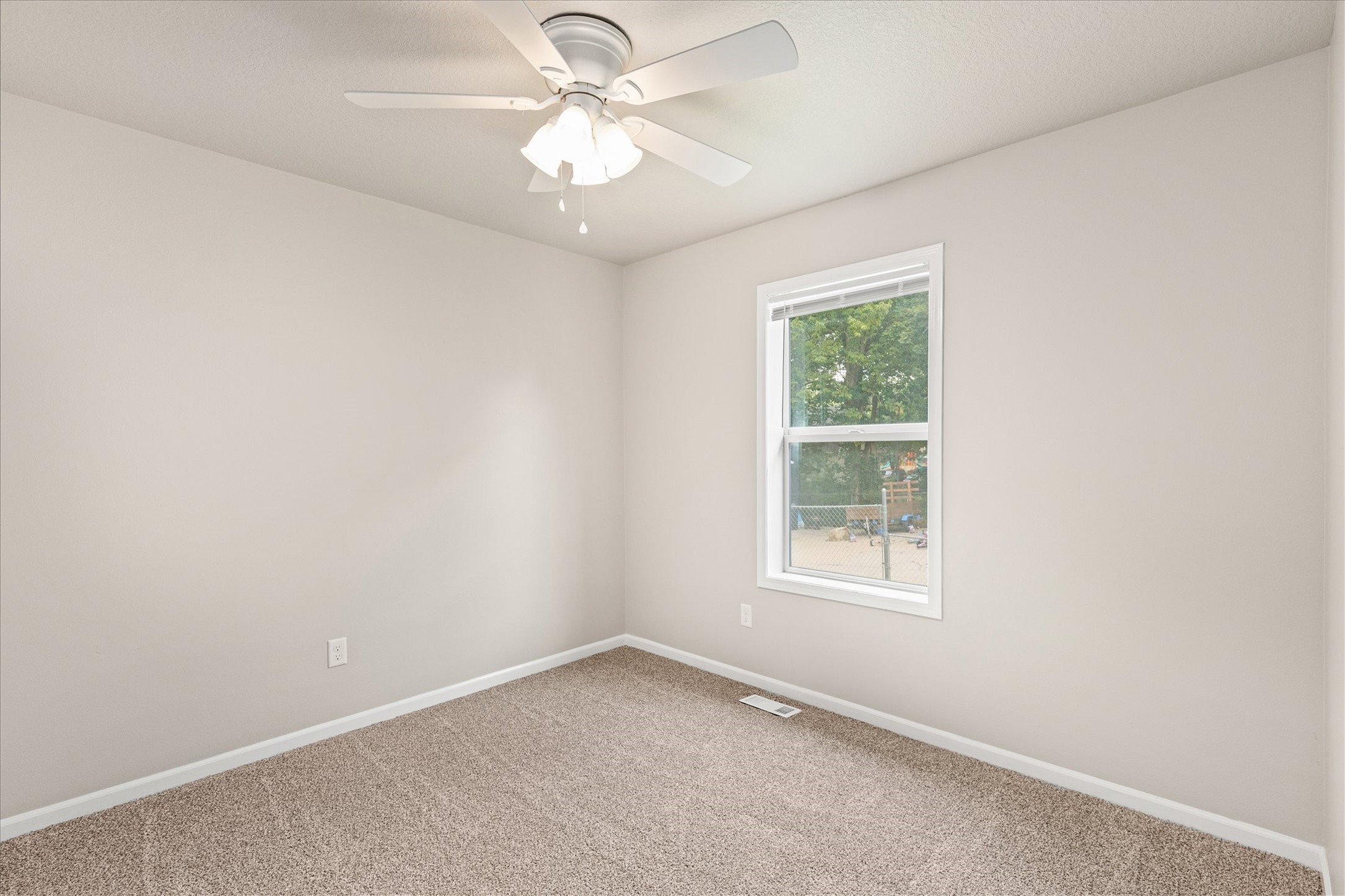 1317 College Avenue Property Photo 18