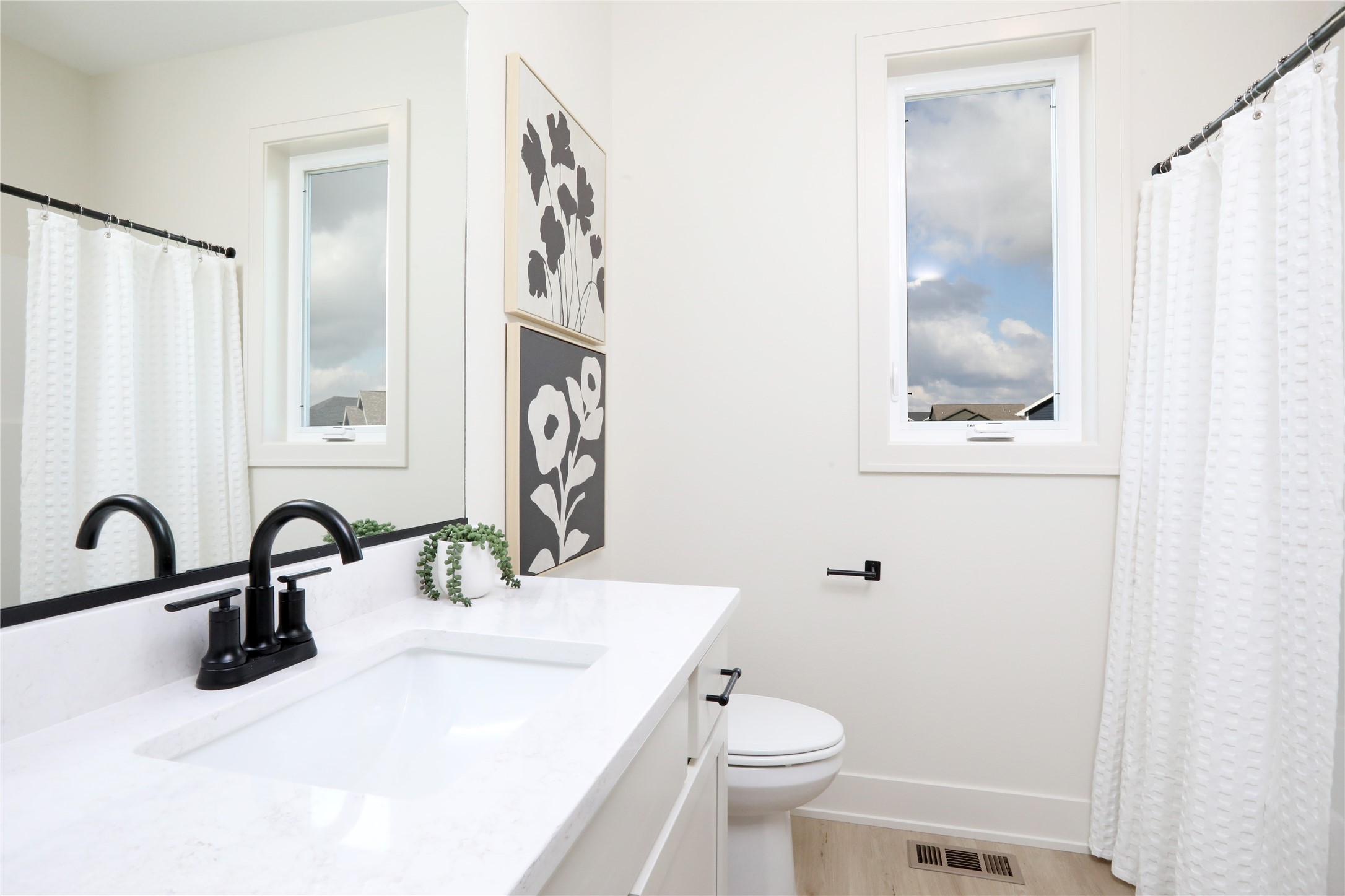 2257 Green Leaf Circle Property Photo 12