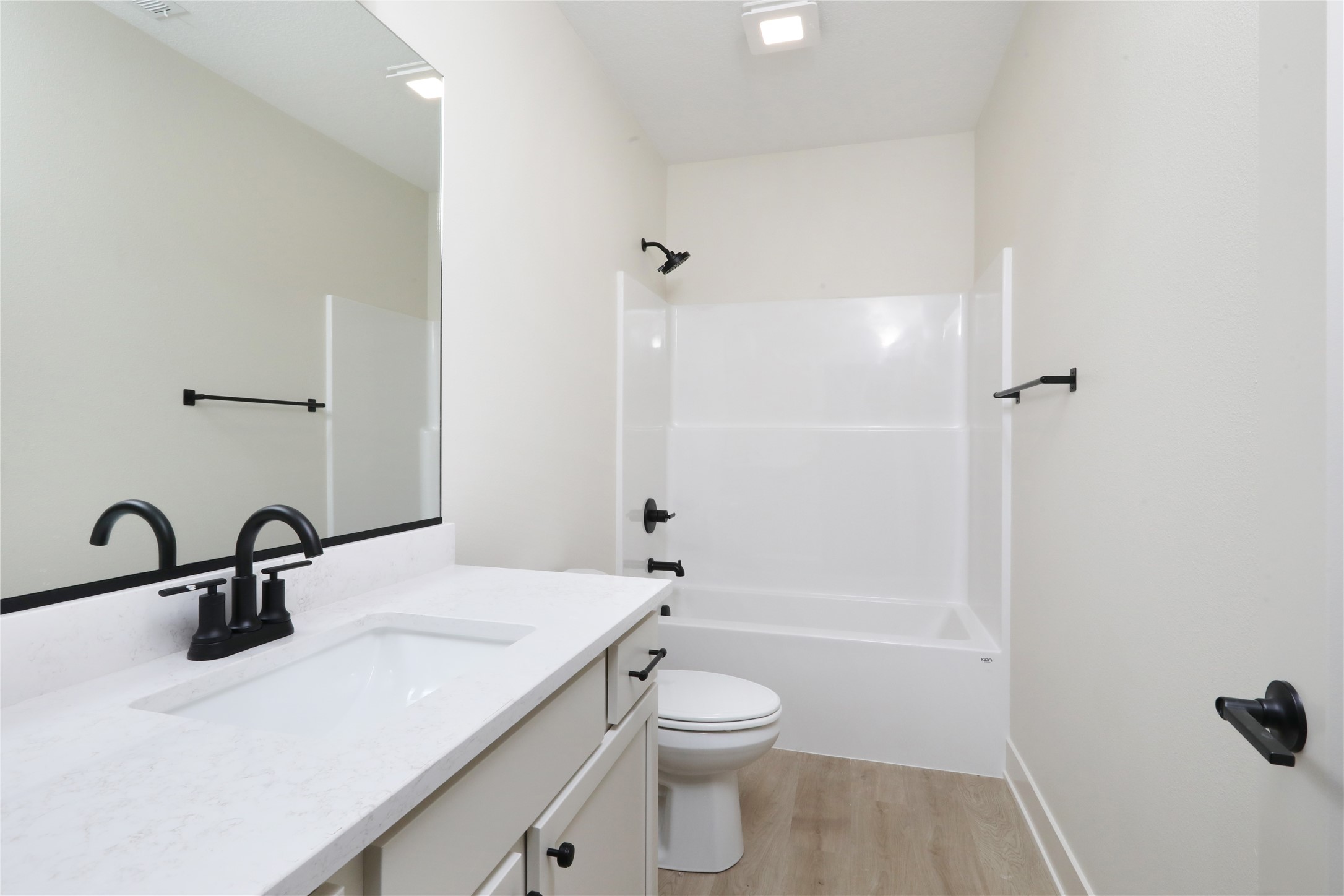 2257 Green Leaf Circle Property Photo 25