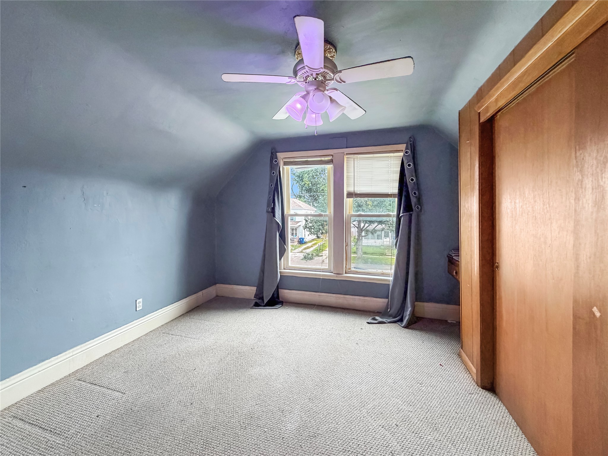 2905 E Walnut Street Property Photo 12