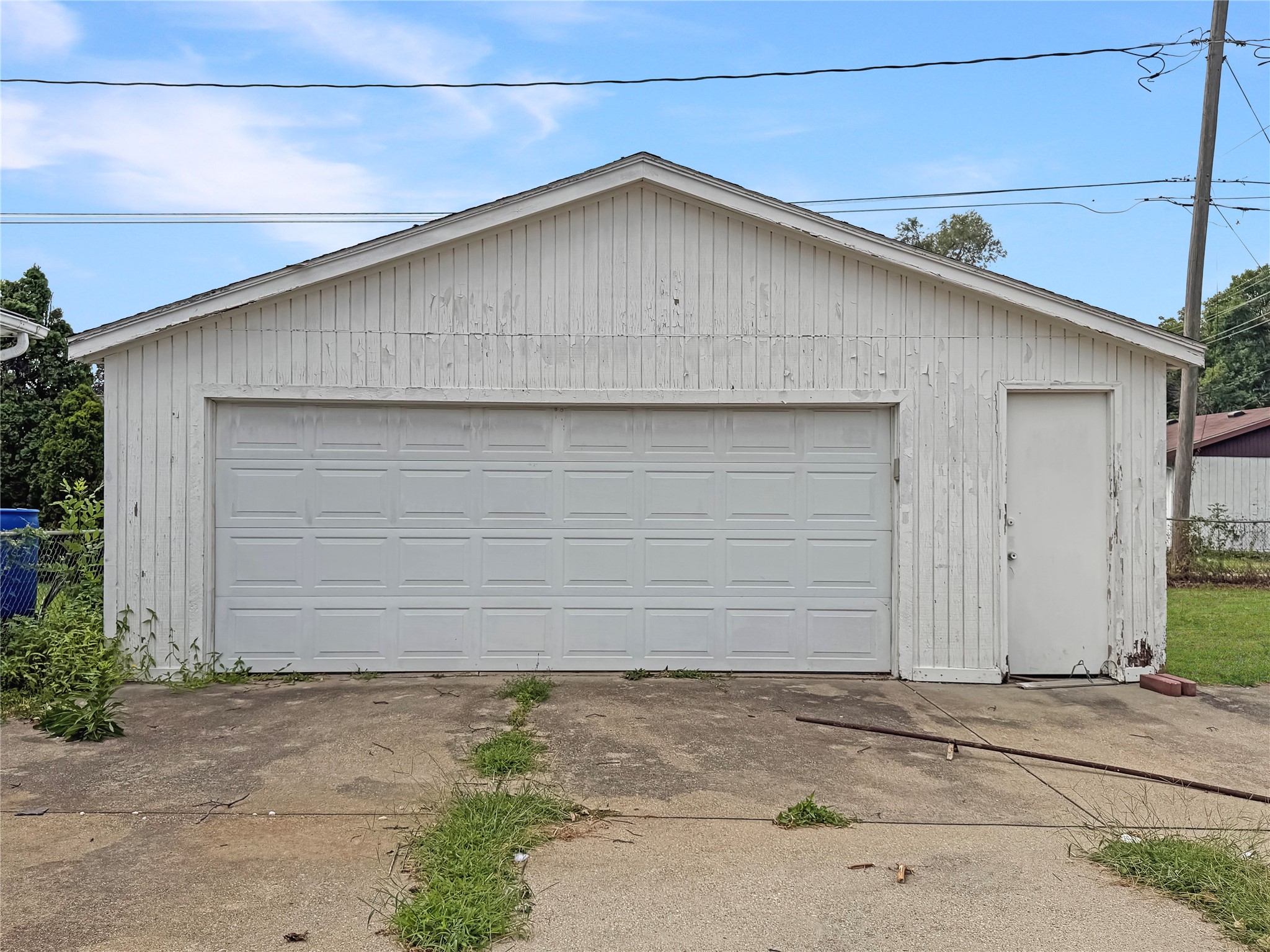 2905 E Walnut Street Property Photo 17