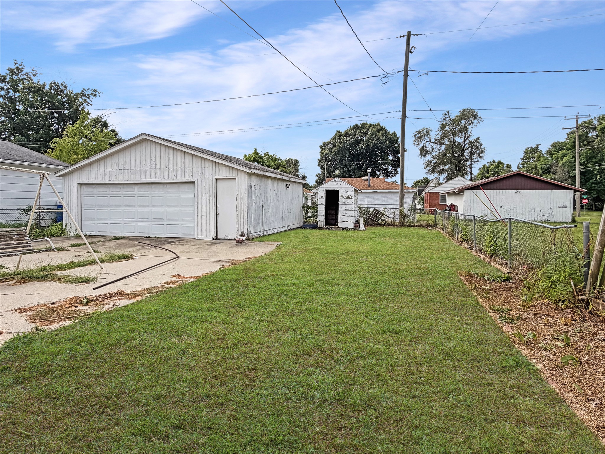 2905 E Walnut Street Property Photo 18