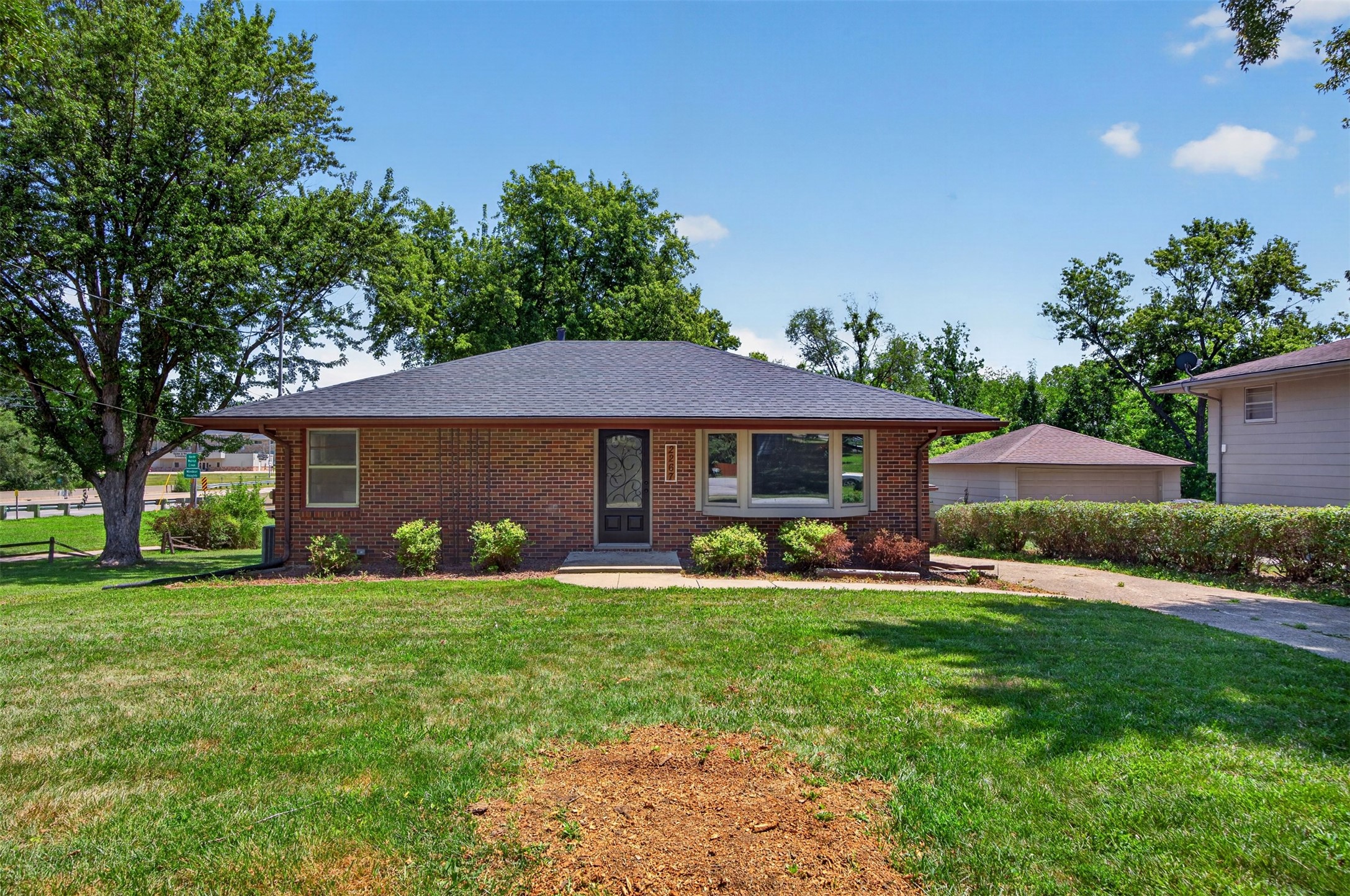 2267 Nw 80th Place Property Photo 3
