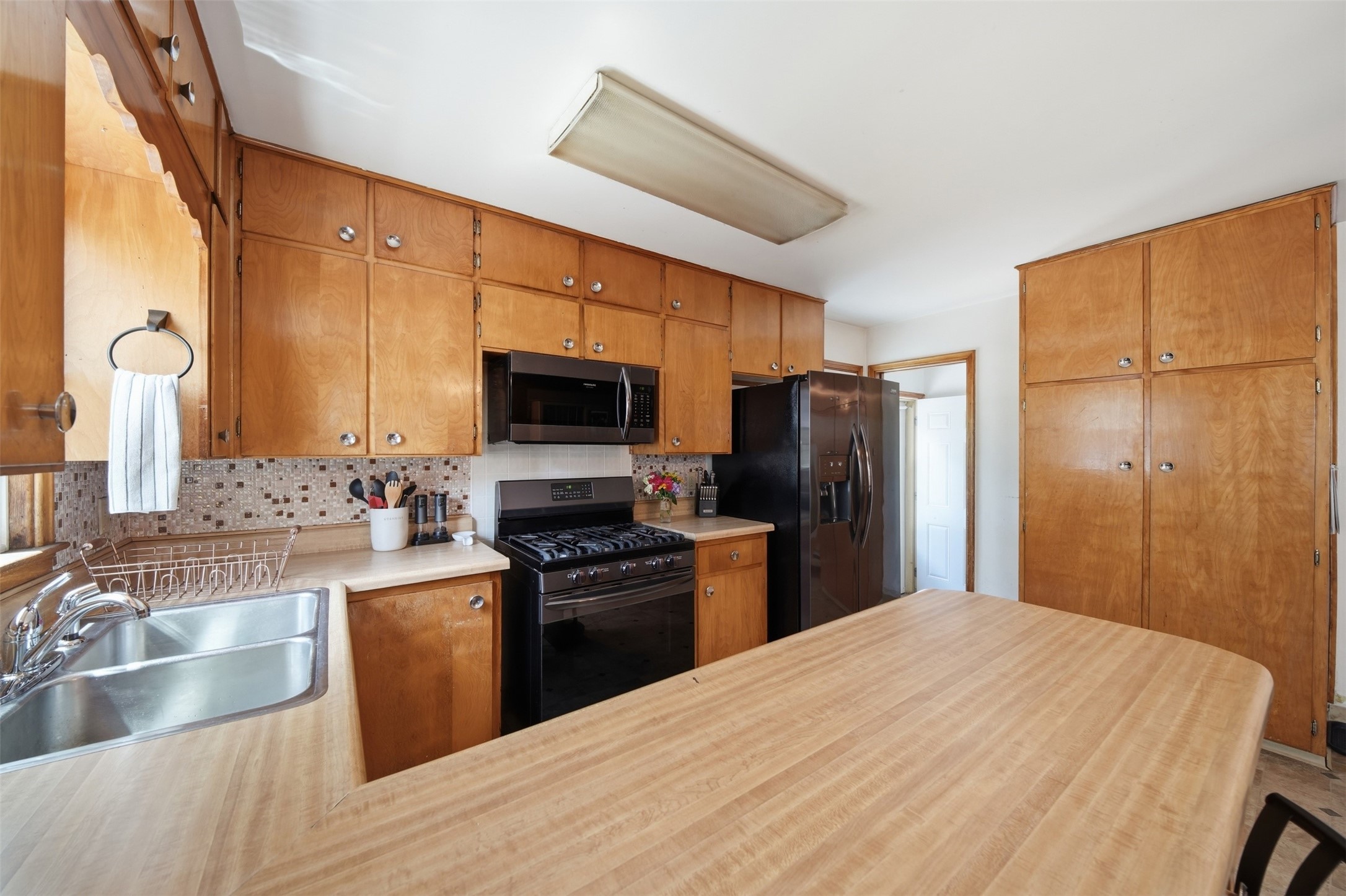 3900 Amherst Street Property Photo 6