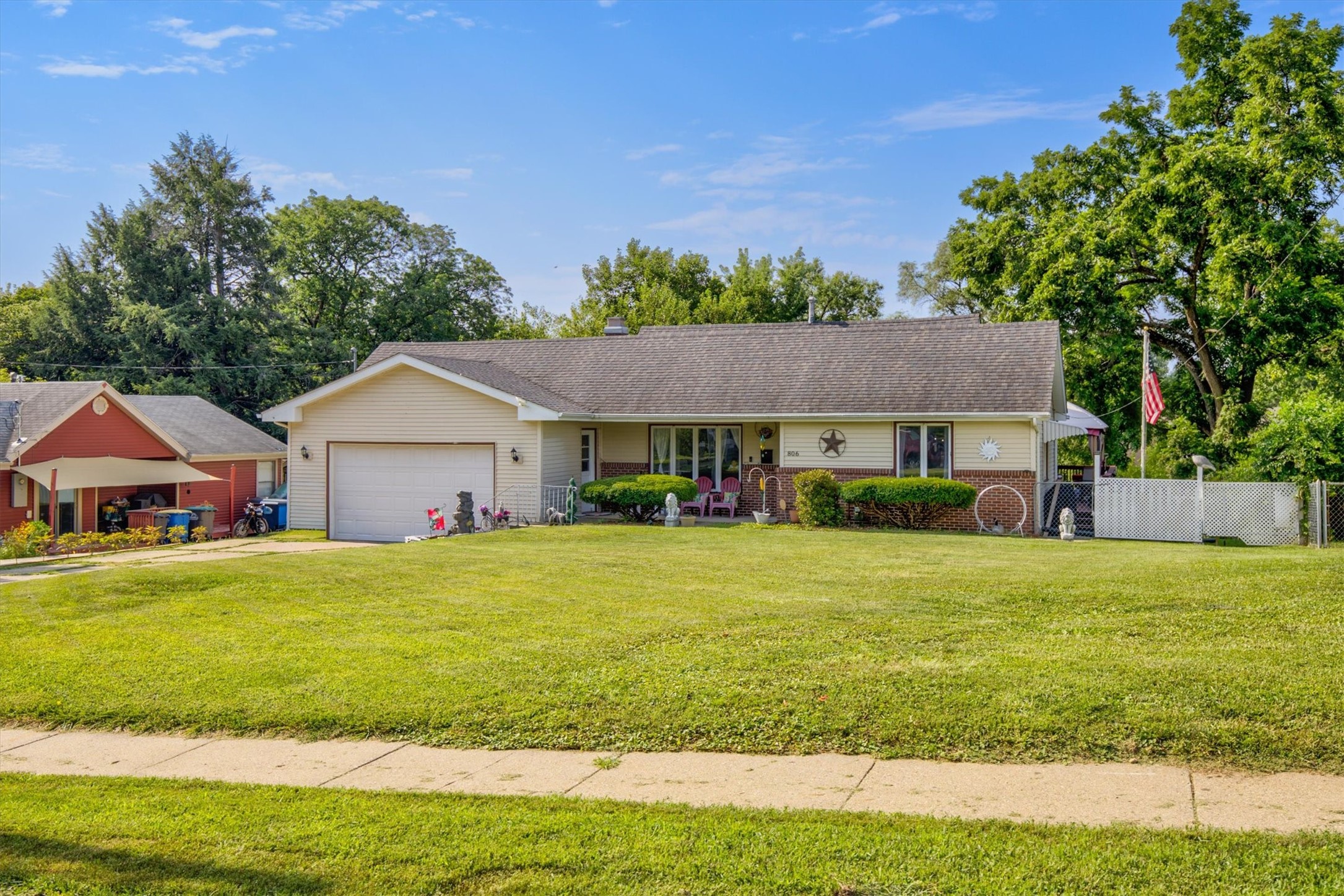 806 Bell Avenue Property Photo 1