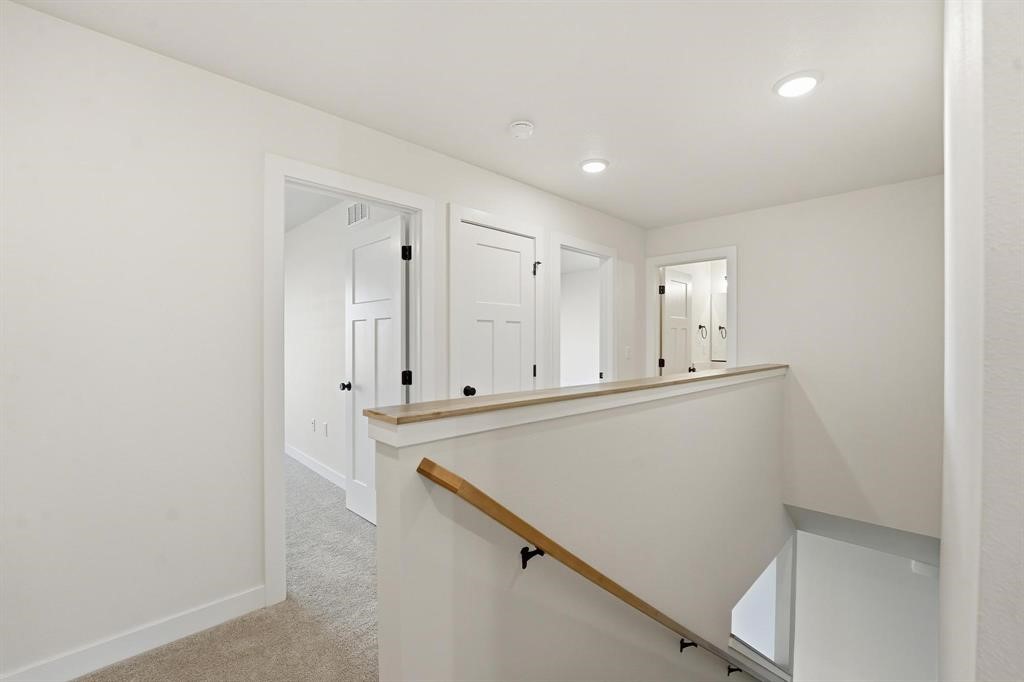 956 Elderberry Place Property Photo 18