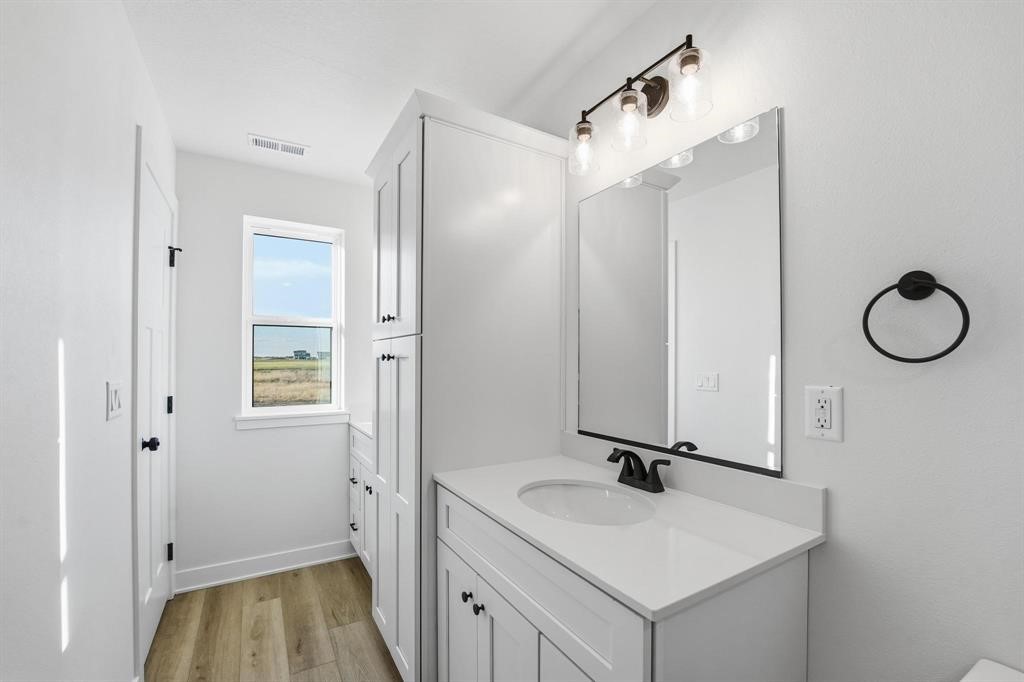 946 Elderberry Place Property Photo 13