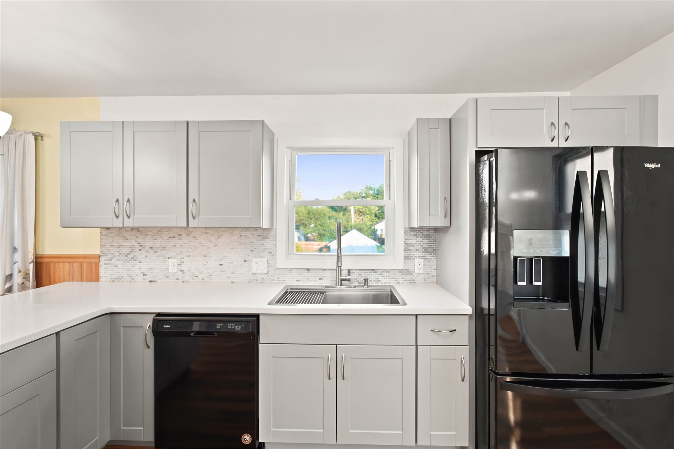 810 6th Street Property Photo 16