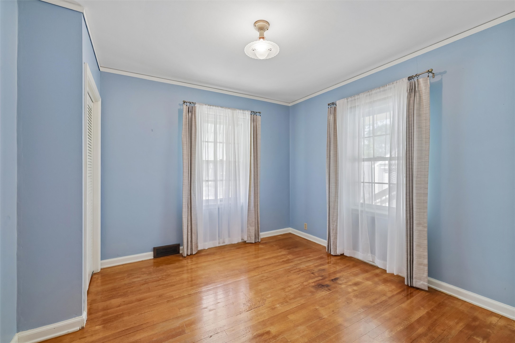 1104 57th Street Property Photo 10
