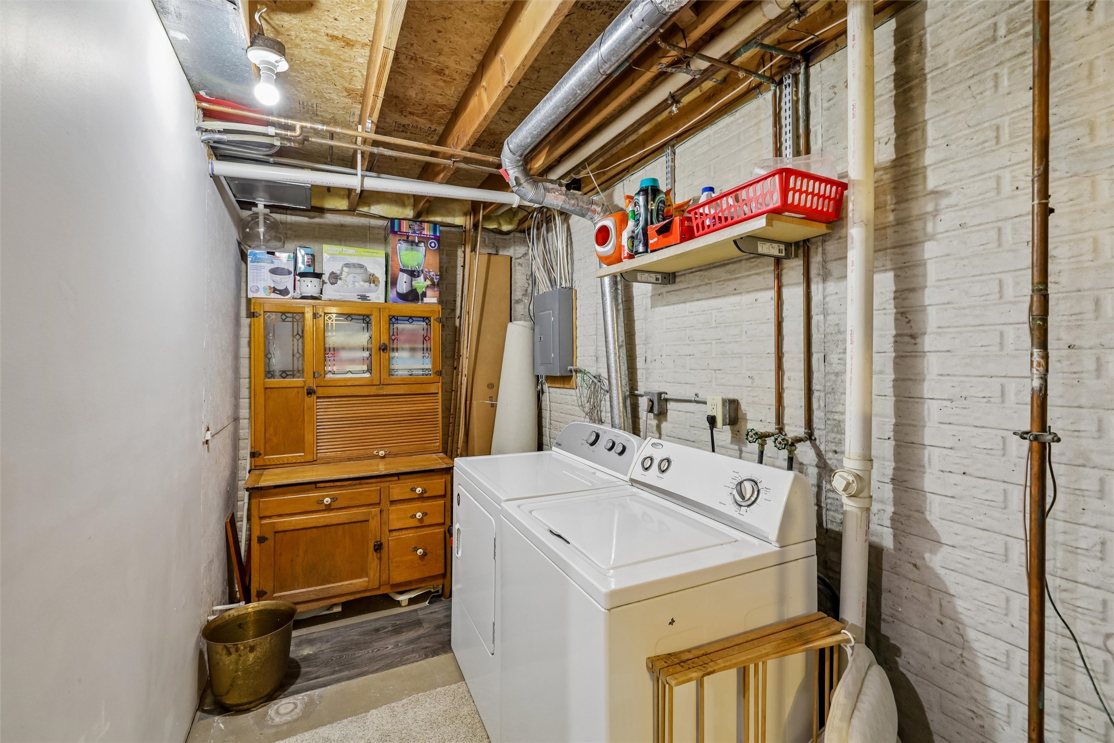 1070 50th Street 13e Property Photo 24