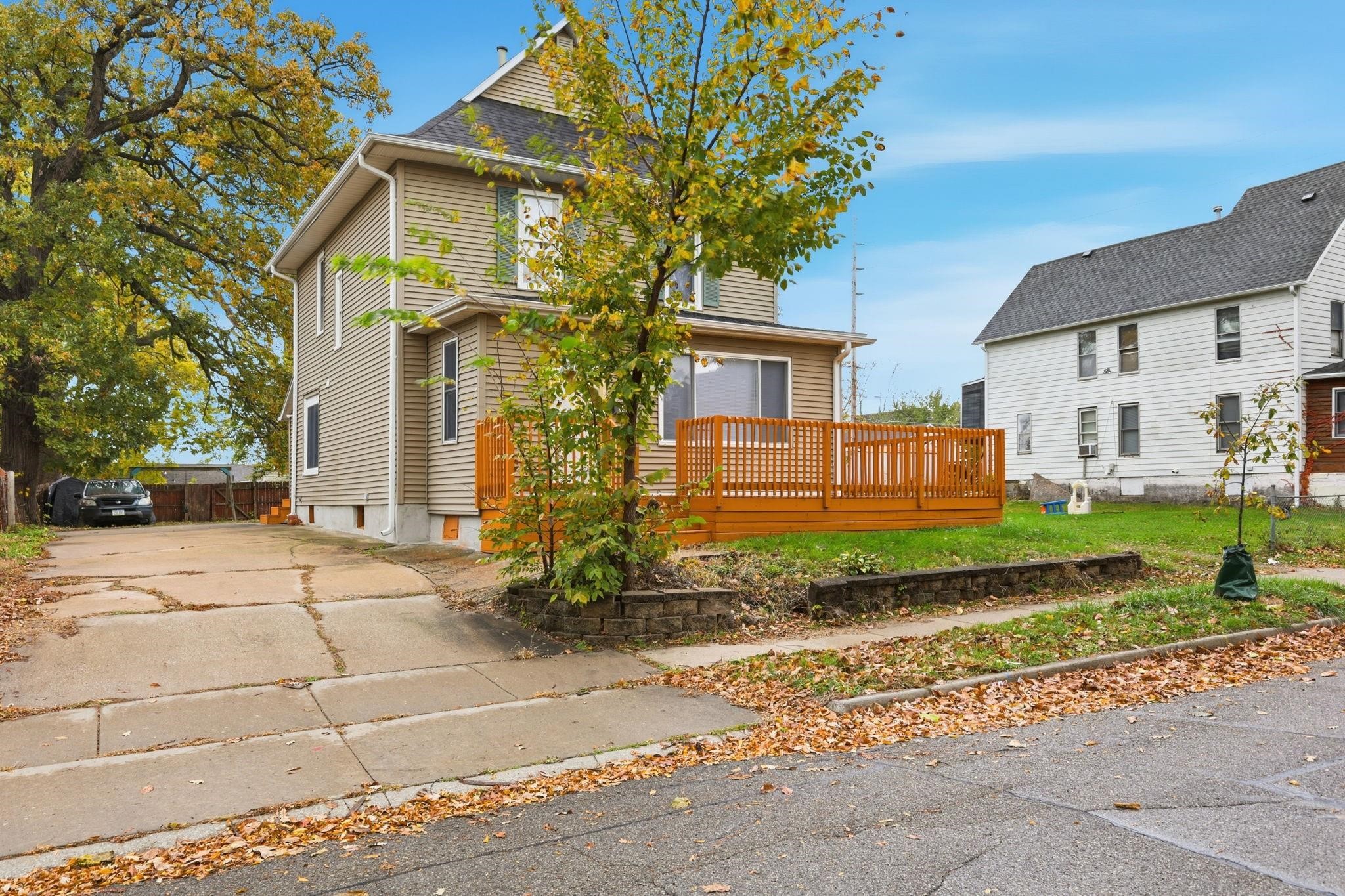 1609 12th Street Property Photo 2