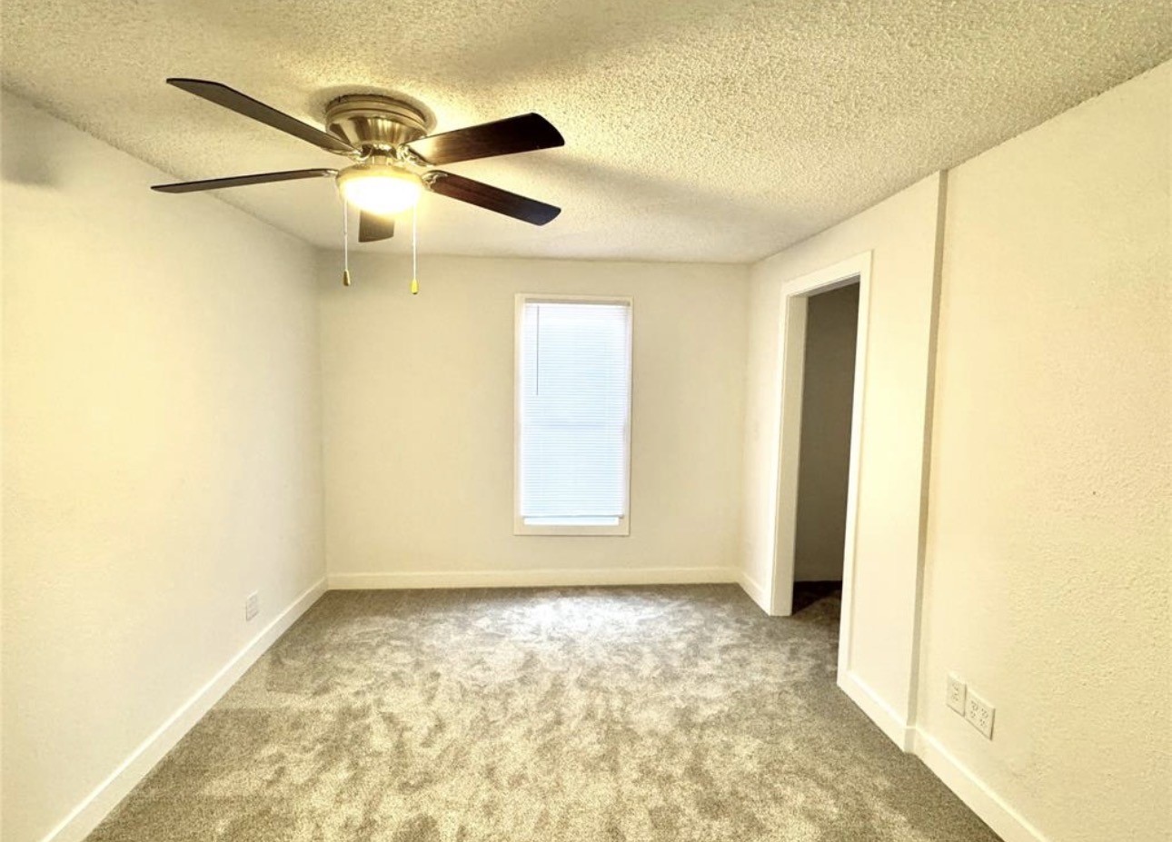 1609 12th Street Property Photo 11