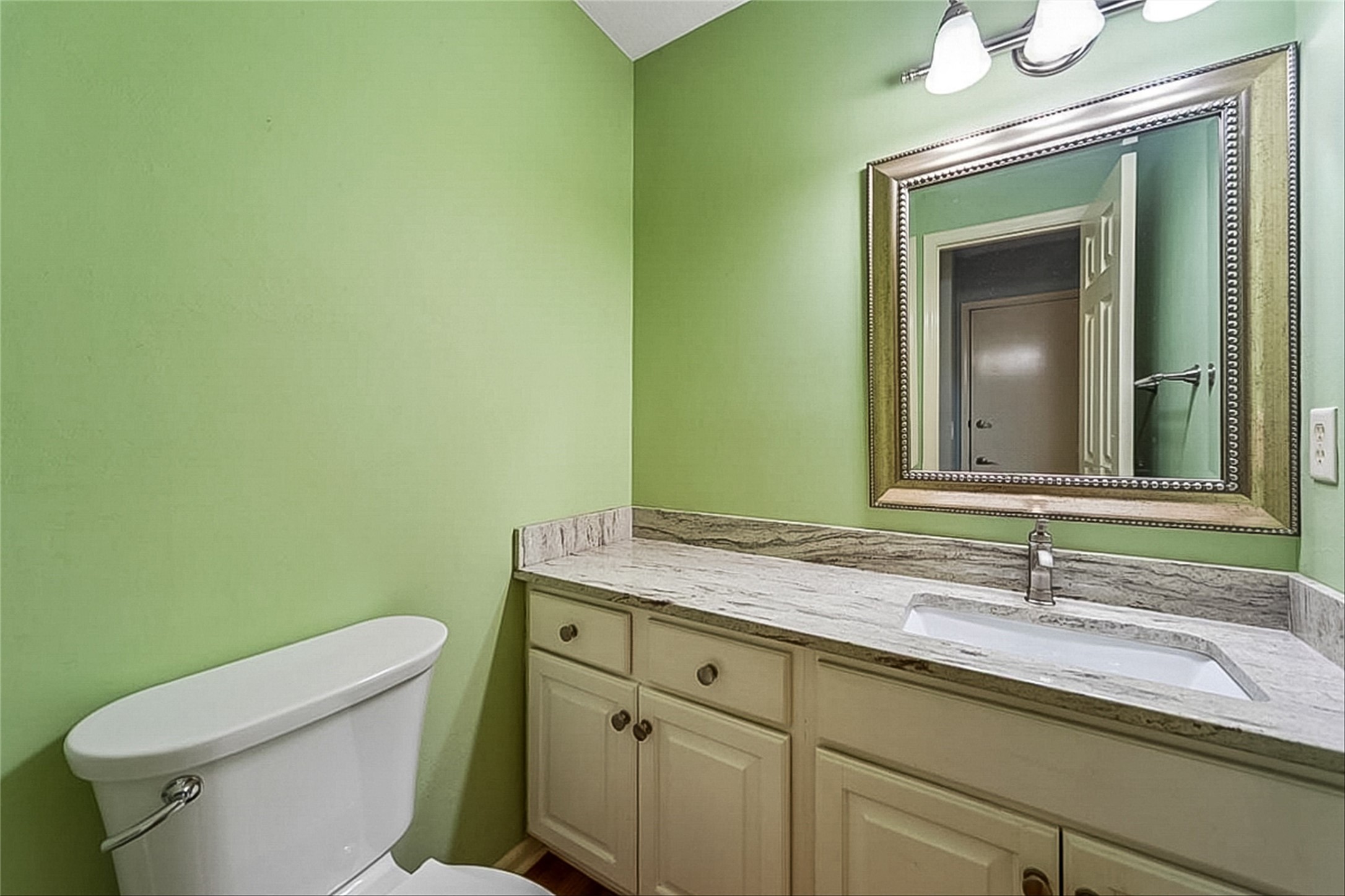 6145 Crescent Chase None Property Photo 10