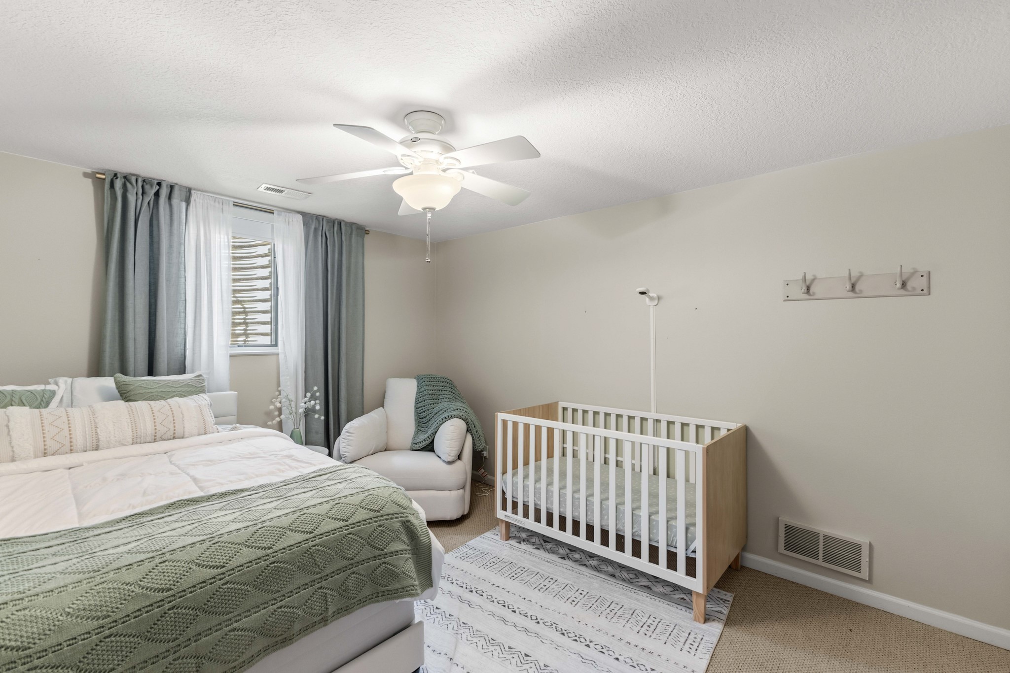 1075 Glen Oaks Drive Property Photo 18