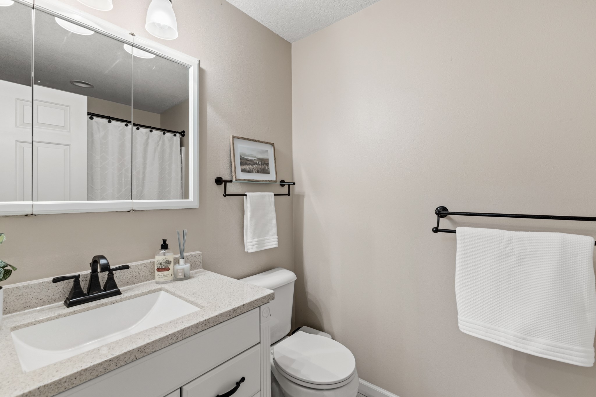 1075 Glen Oaks Drive Property Photo 19