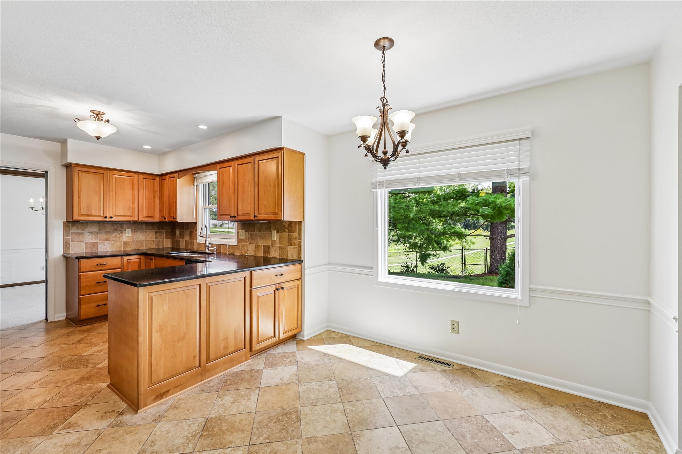 1237 20th Street Property Photo 12
