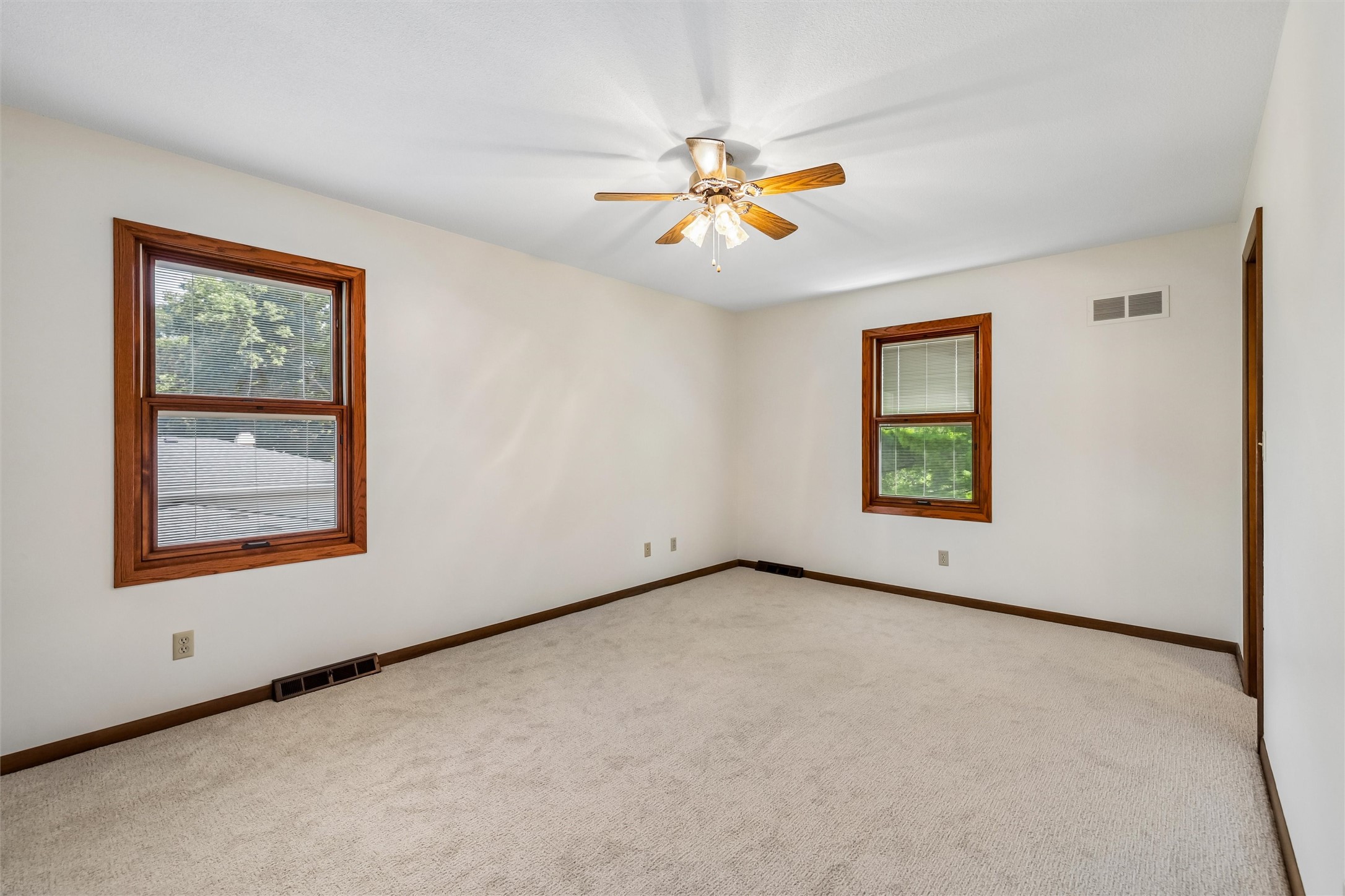 1237 20th Street Property Photo 14