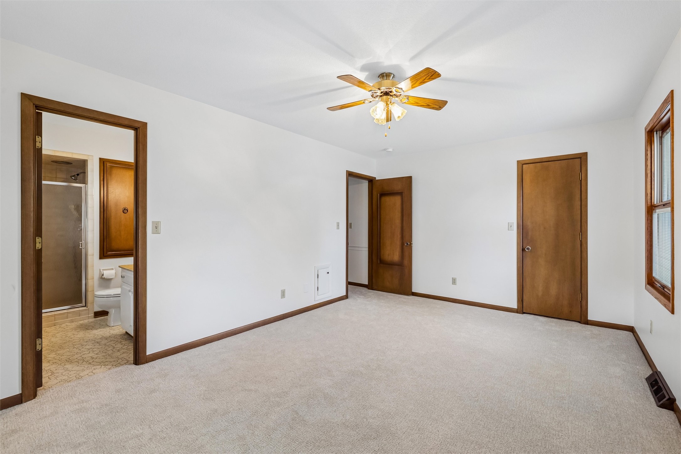 1237 20th Street Property Photo 15