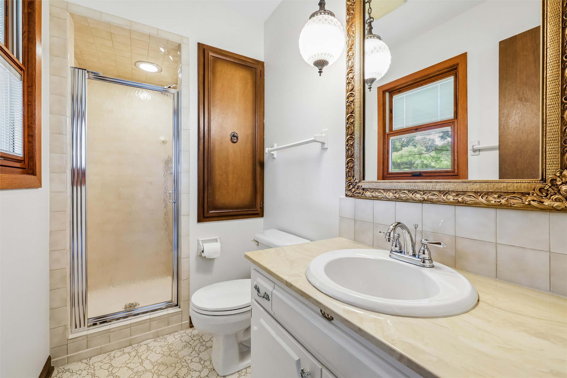 1237 20th Street Property Photo 16