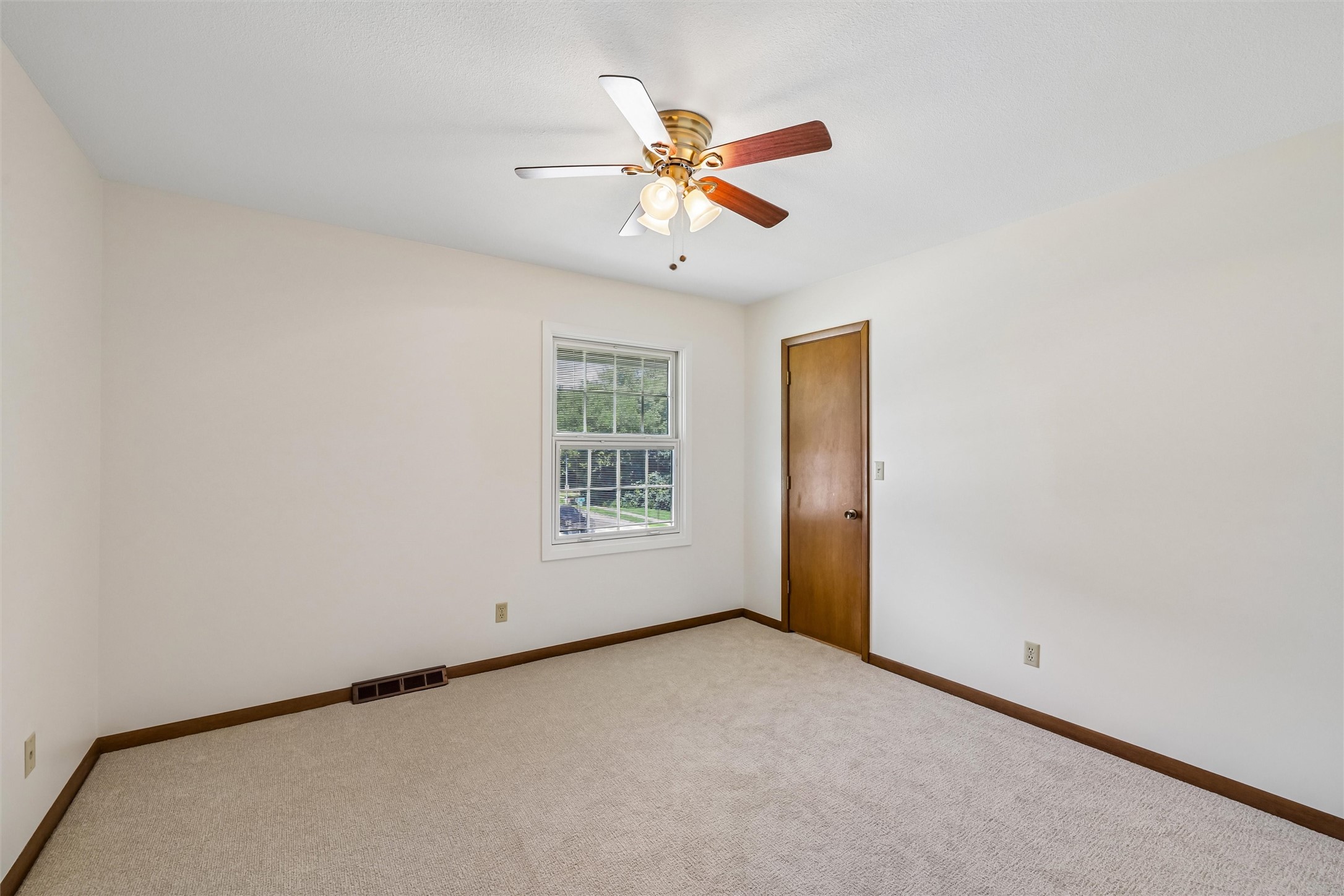 1237 20th Street Property Photo 18