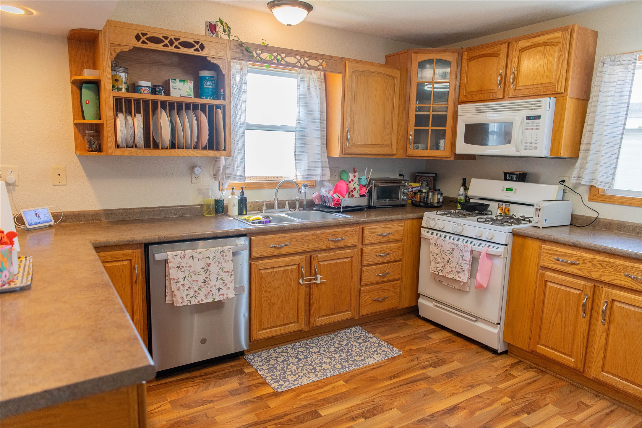 302 W Marion Street Property Photo 6