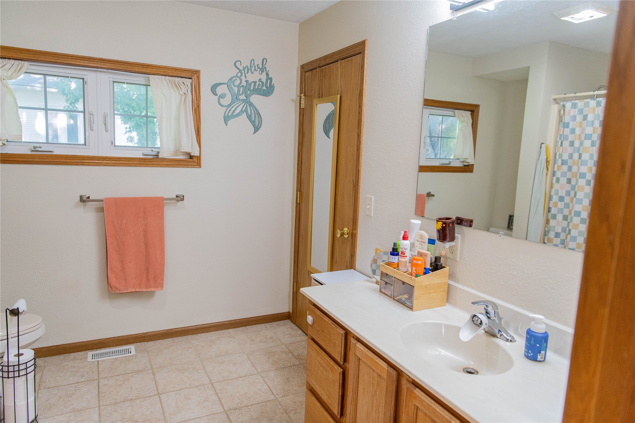 302 W Marion Street Property Photo 17