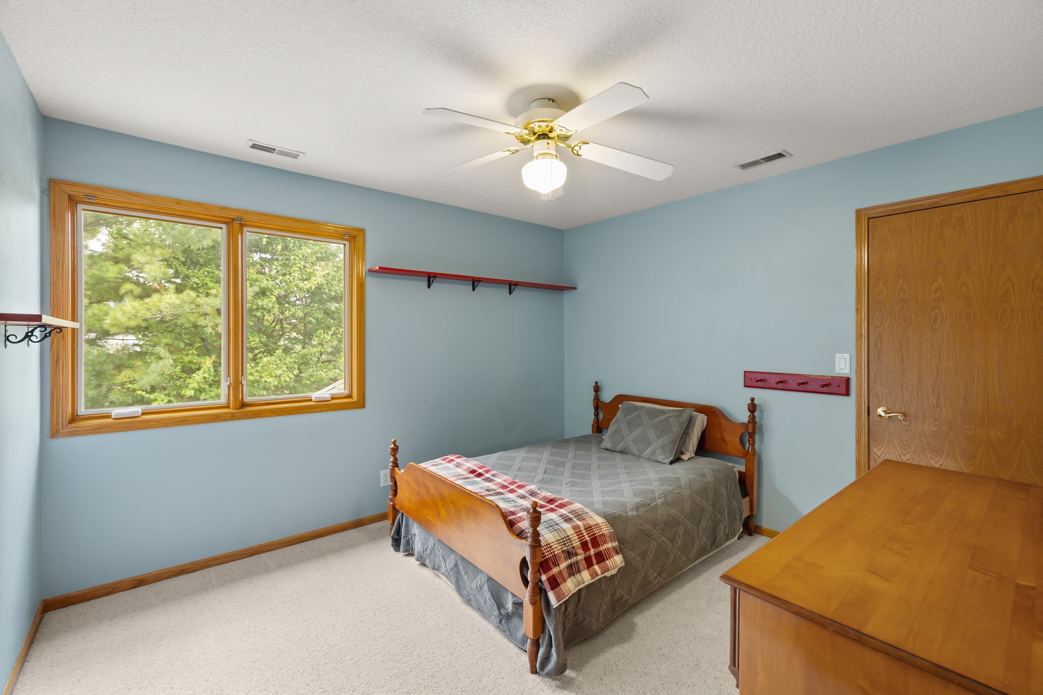 990 Se Westwoods Drive Property Photo 24