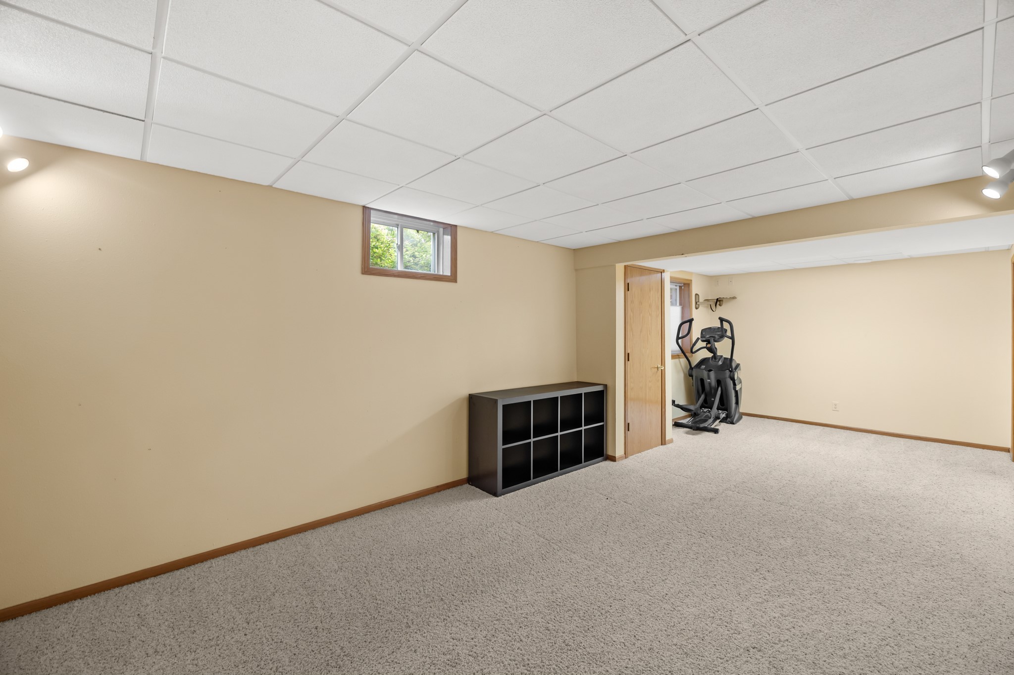 990 Se Westwoods Drive Property Photo 27