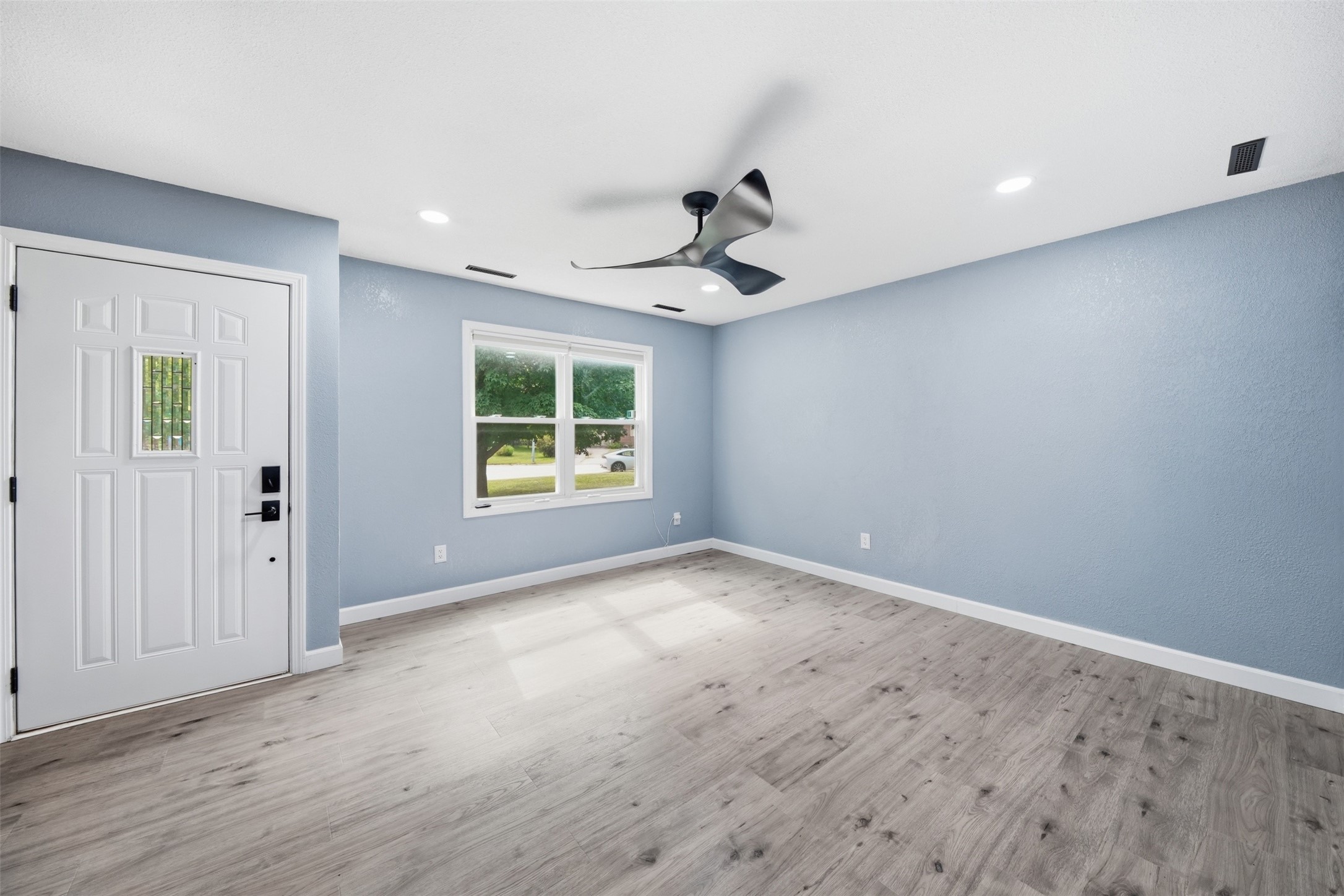 508 11th Court Se Property Photo 6