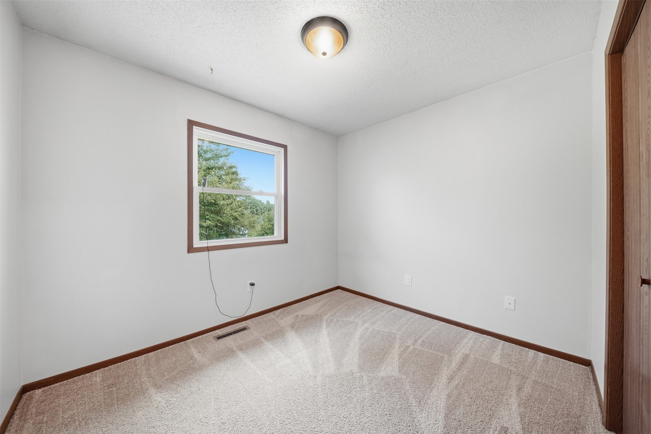 508 11th Court Se Property Photo 17
