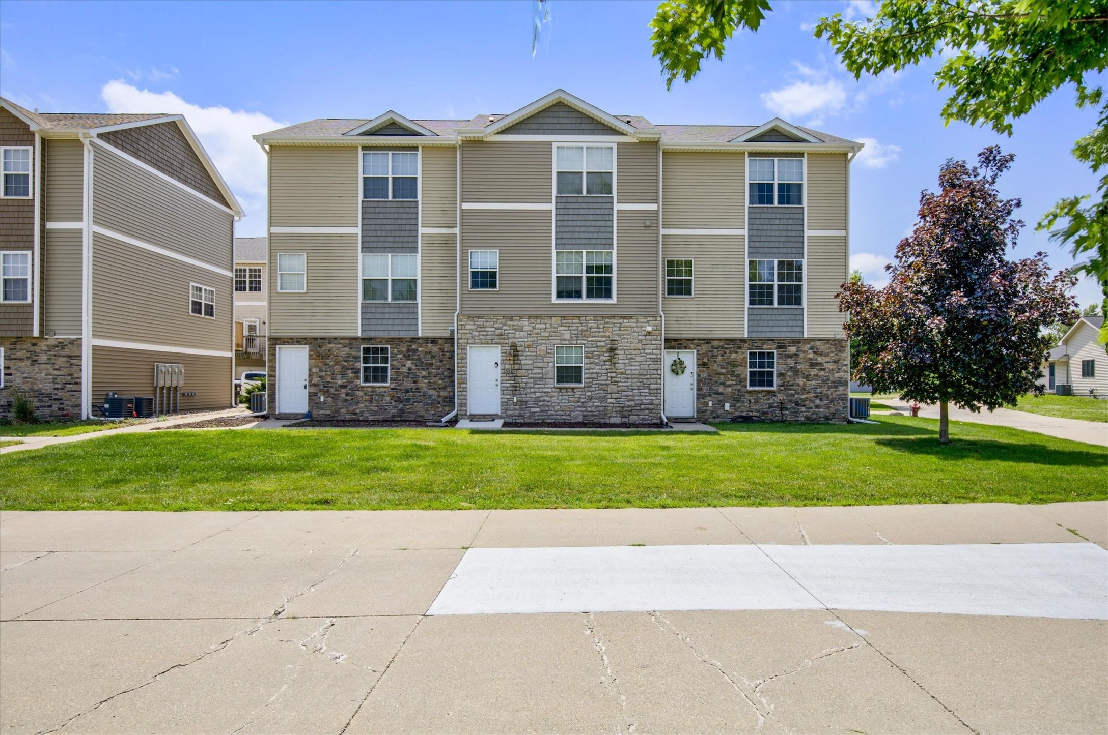 1305 S G Avenue 30 Property Photo 1