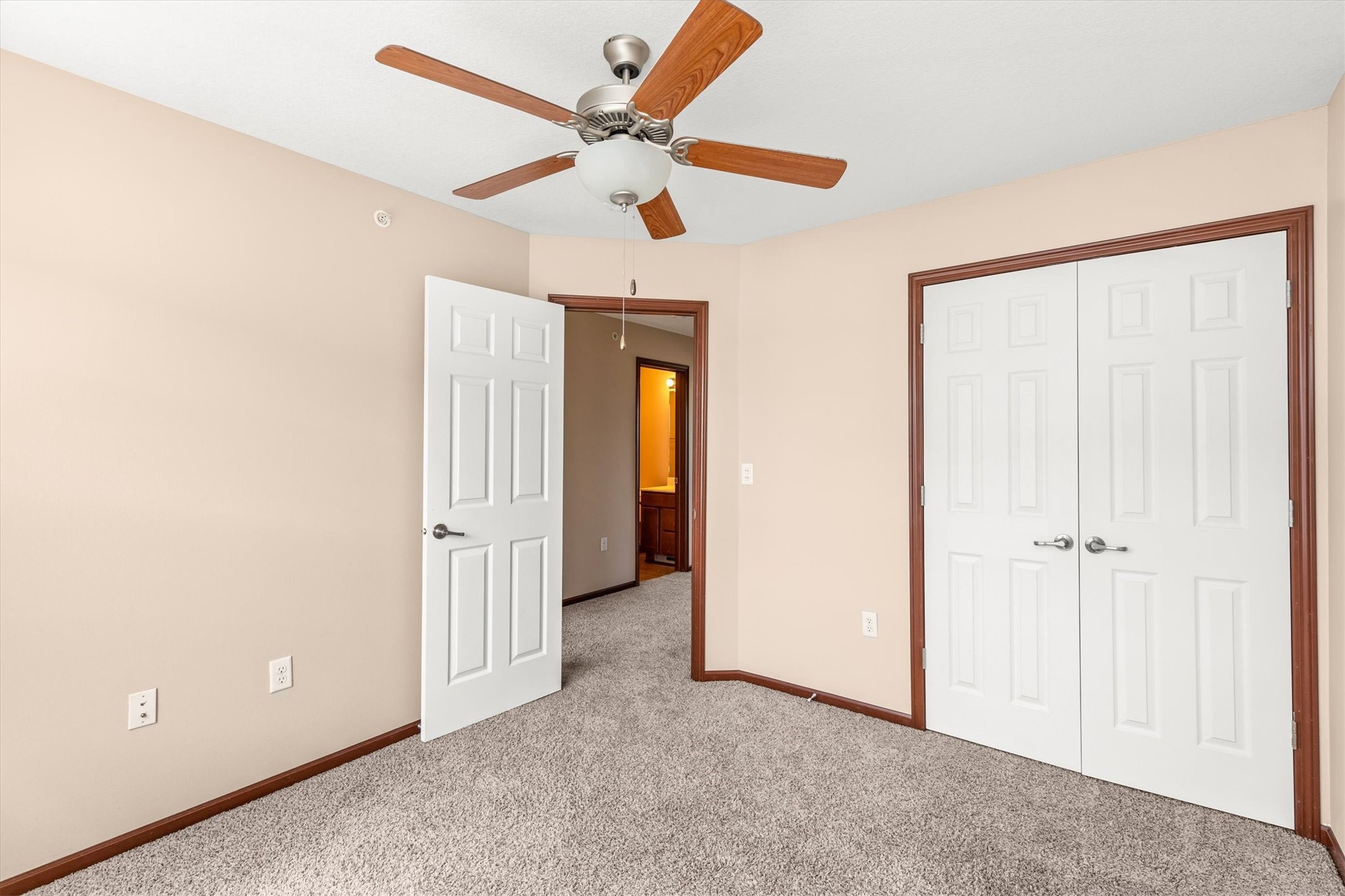 1305 S G Avenue 30 Property Photo 10