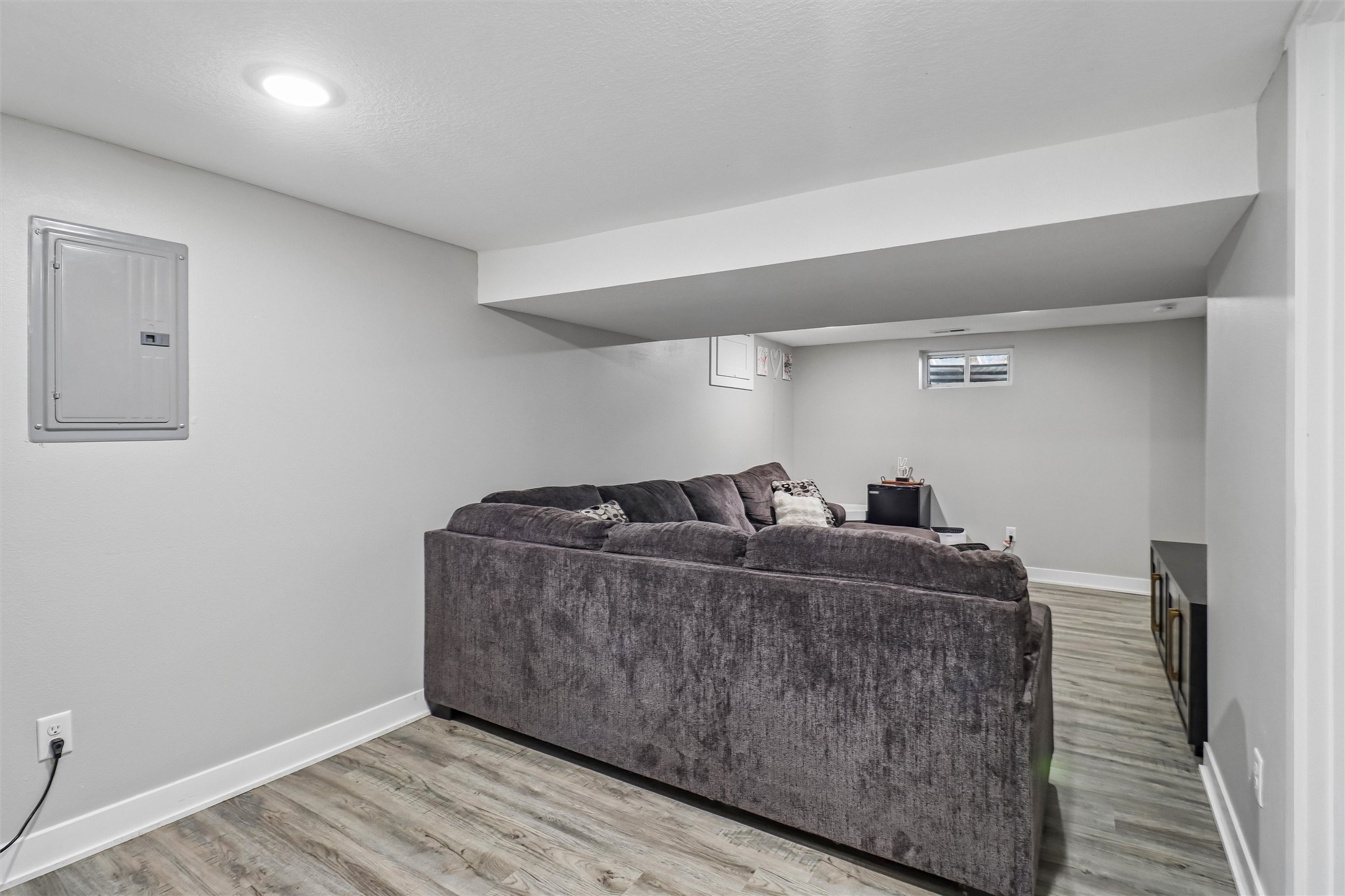 601 1st Street E Property Photo 15