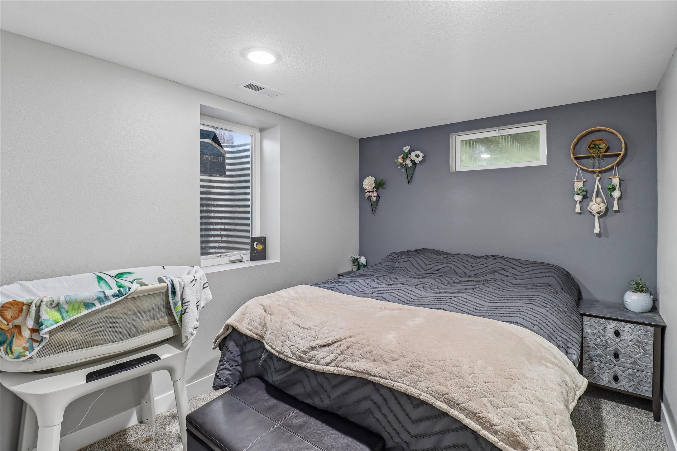 601 1st Street E Property Photo 17