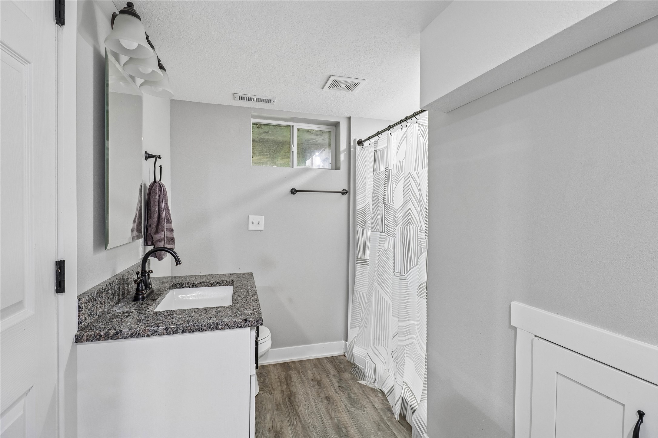 601 1st Street E Property Photo 19