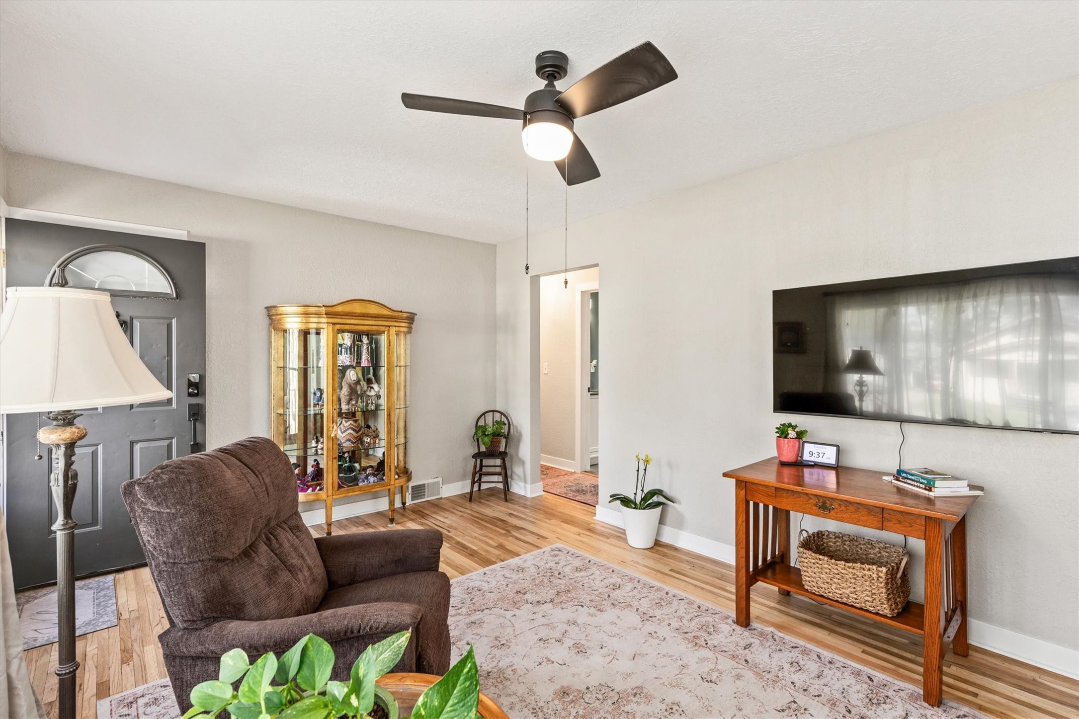 537 11th Street Property Photo 13
