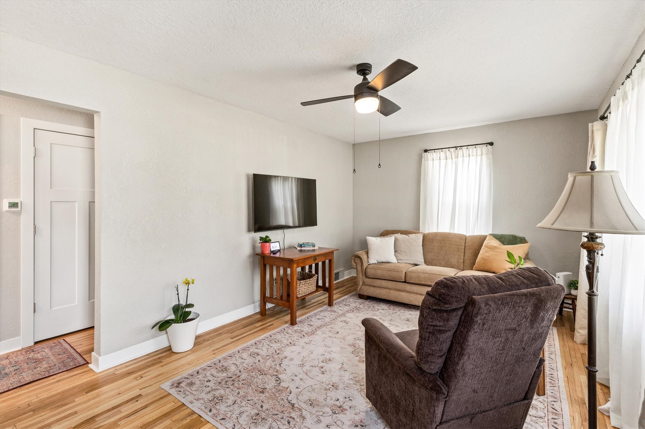 537 11th Street Property Photo 14
