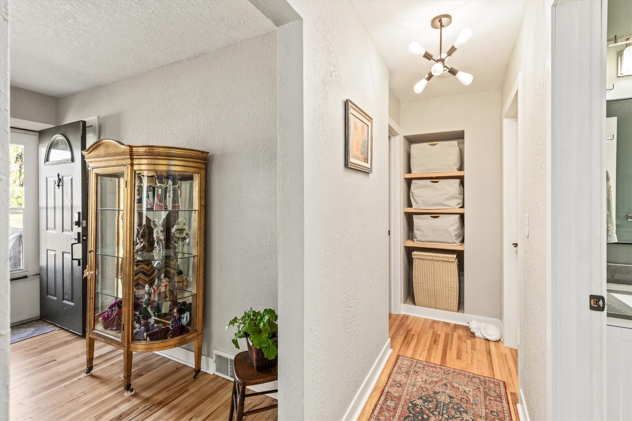 537 11th Street Property Photo 15