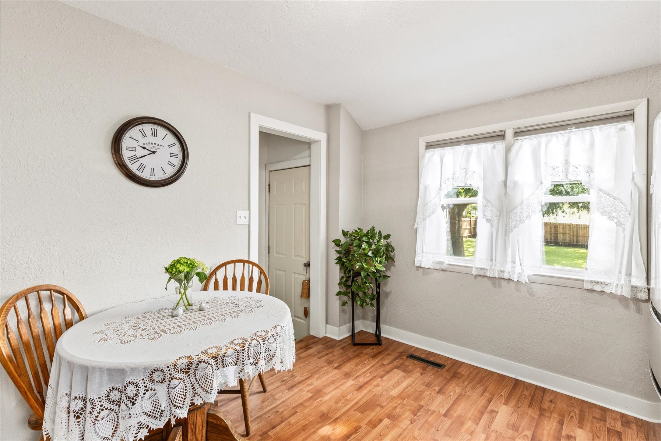 537 11th Street Property Photo 16