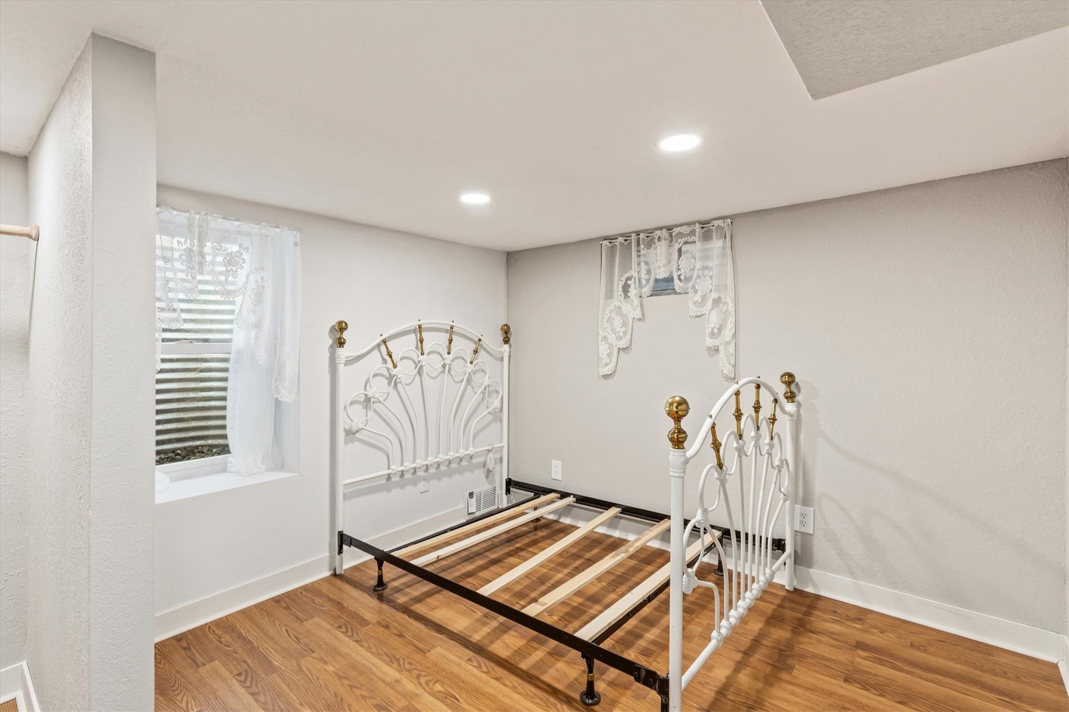 537 11th Street Property Photo 31
