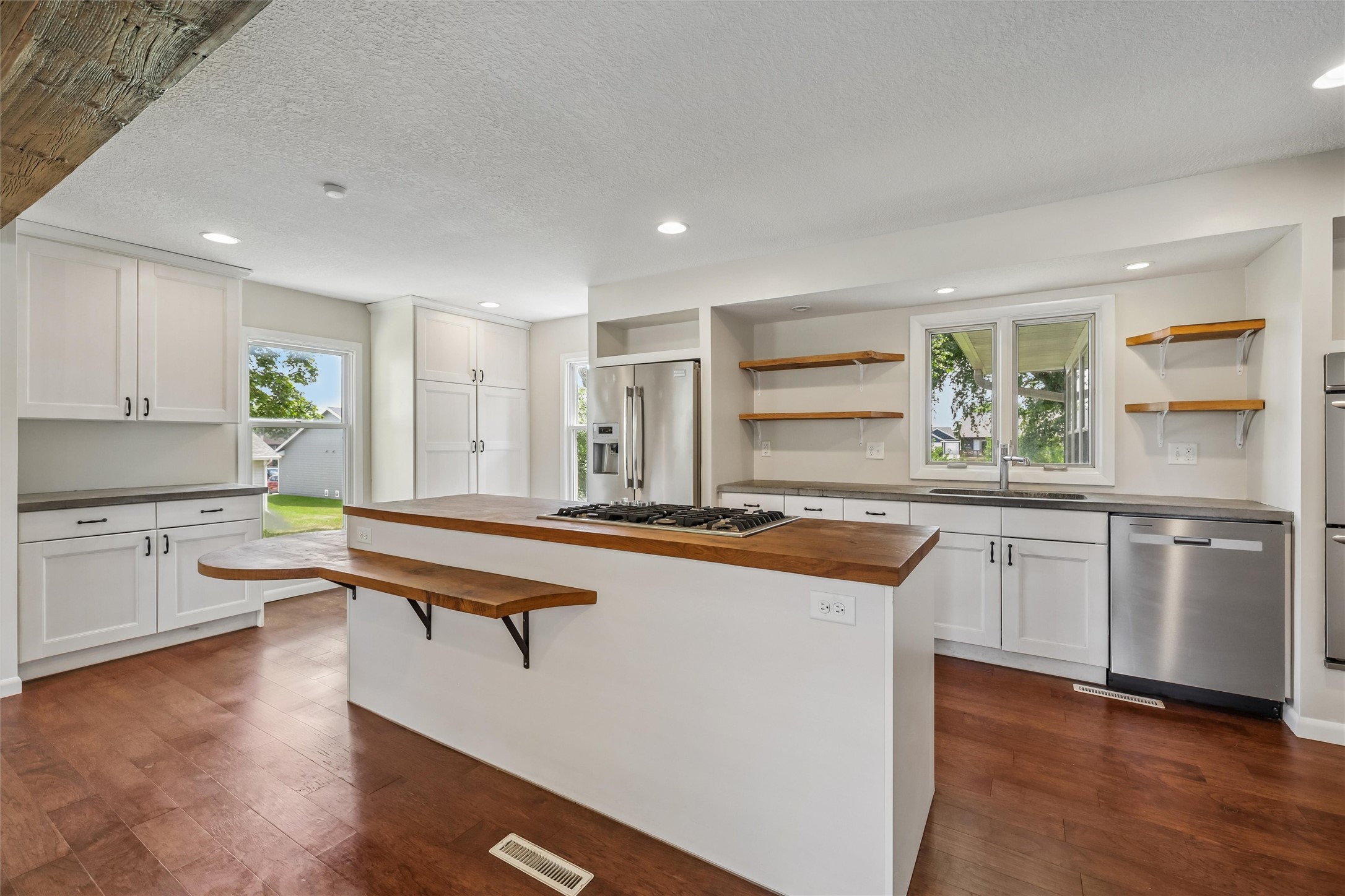 2310 Stanton Avenue Property Photo 6