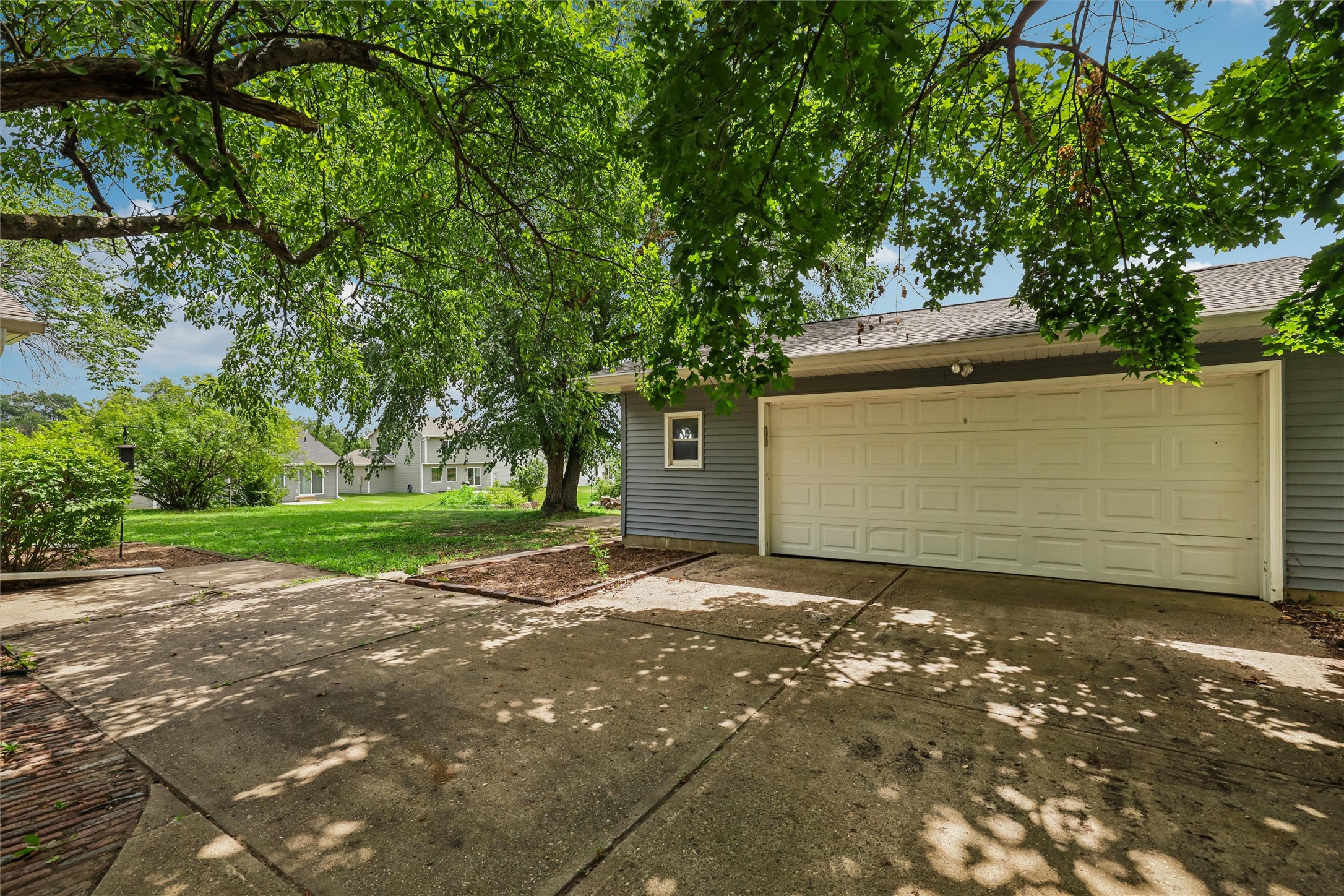 2310 Stanton Avenue Property Photo 25