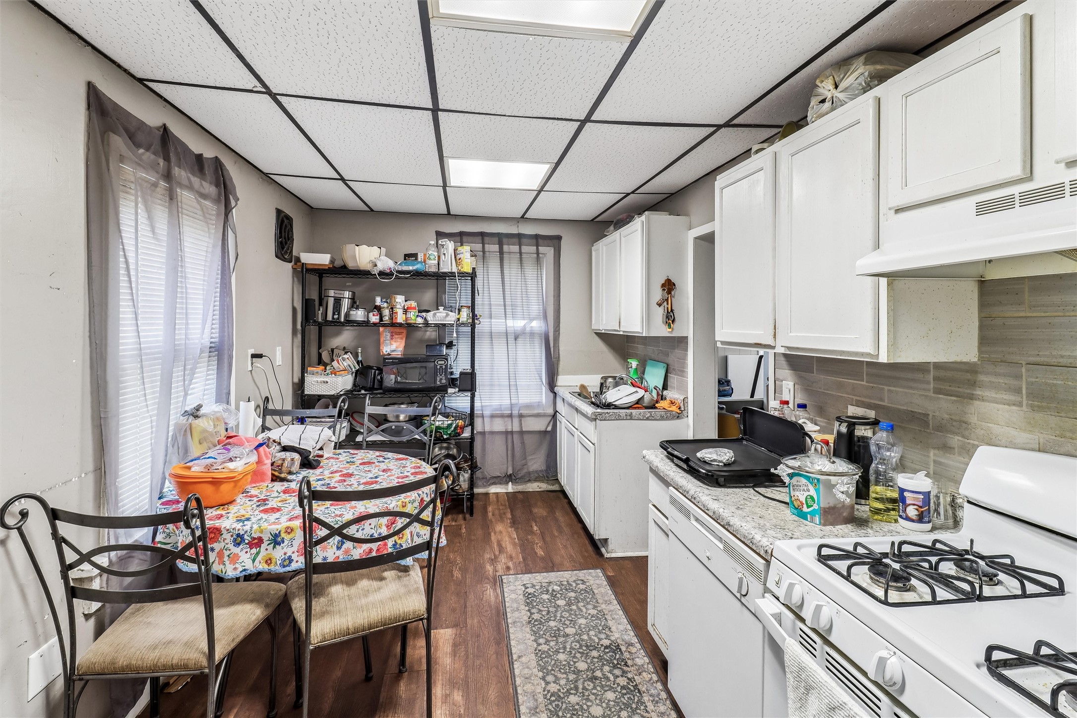 2712 Dean Avenue Property Photo 4