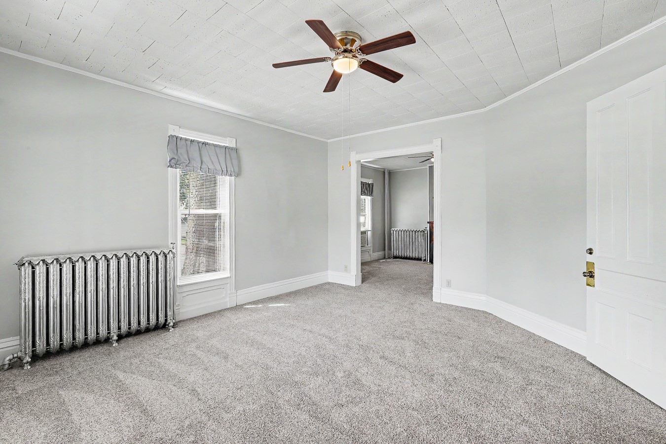 601 E Robinson Street Property Photo 18