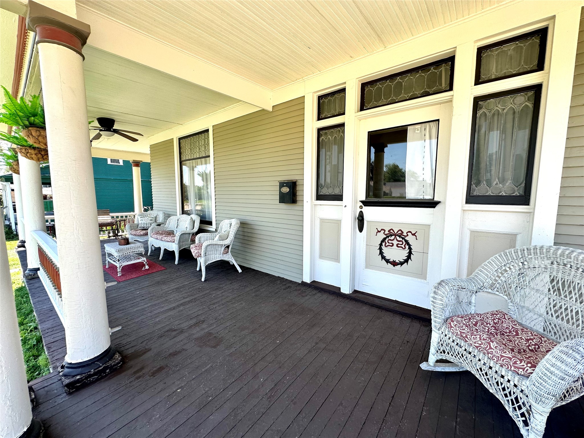 1137 West Street Property Photo 6