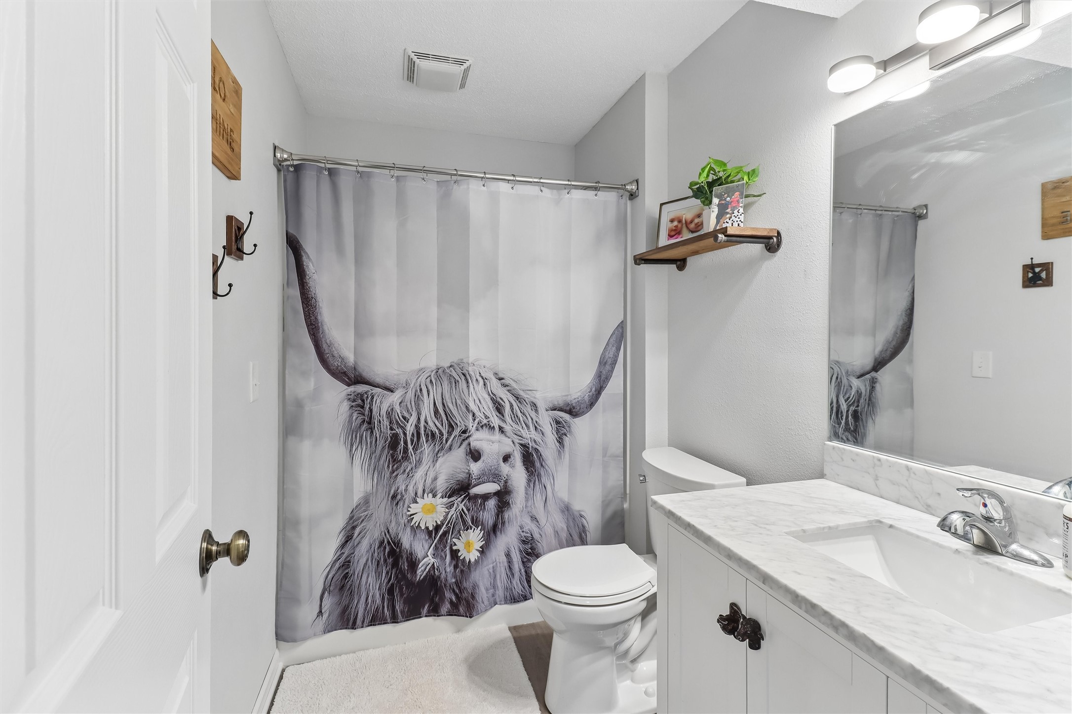 1111 Robin Glen Property Photo 15