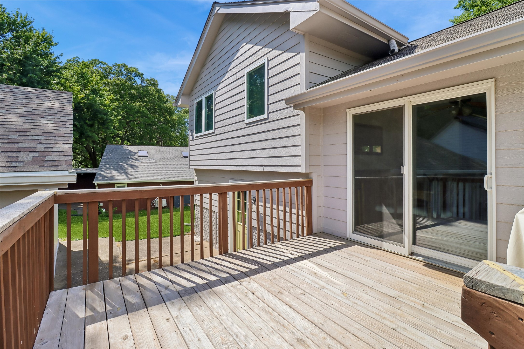 1111 Robin Glen Property Photo 20