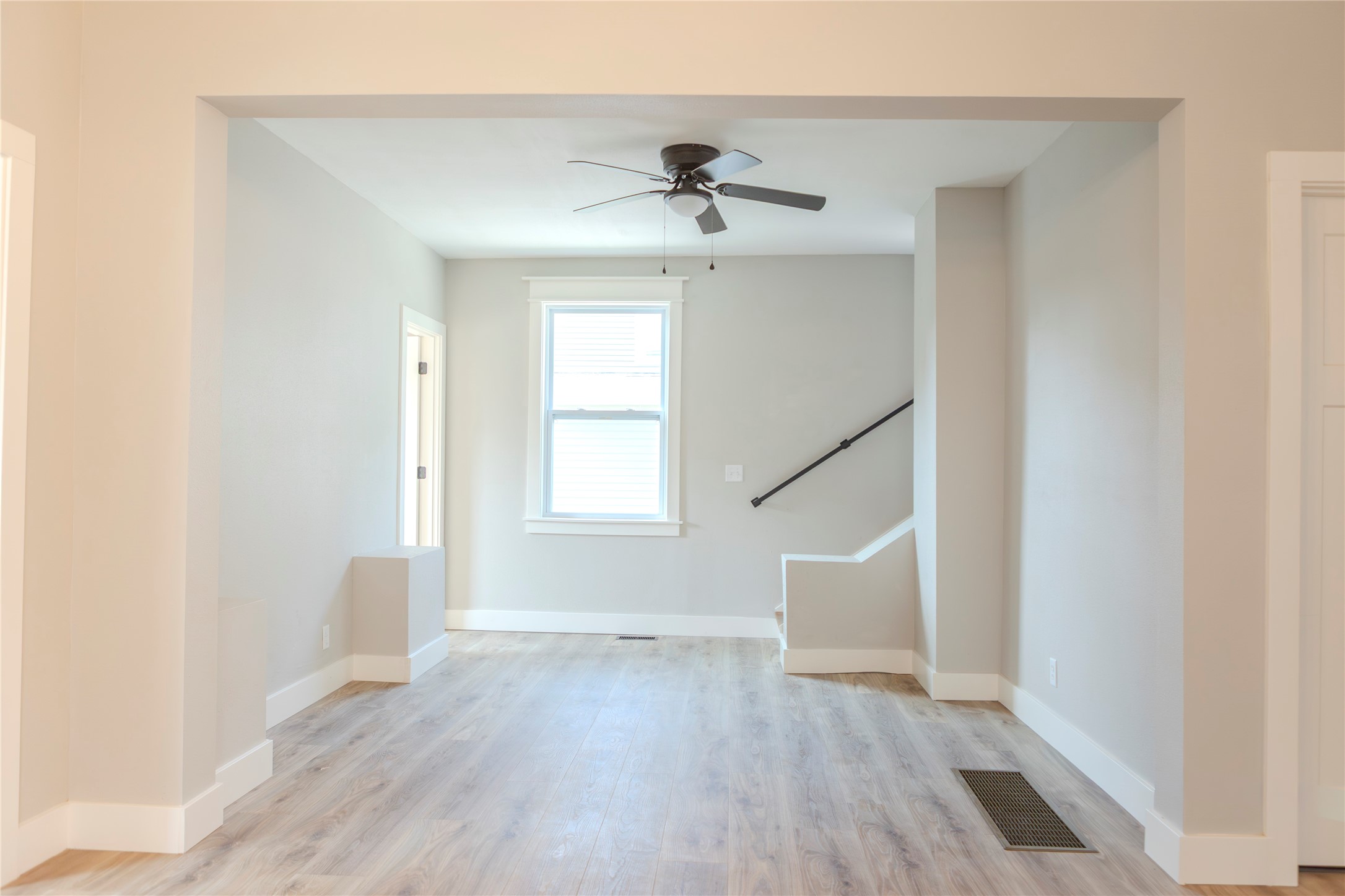 1423 7th Street Property Photo 8